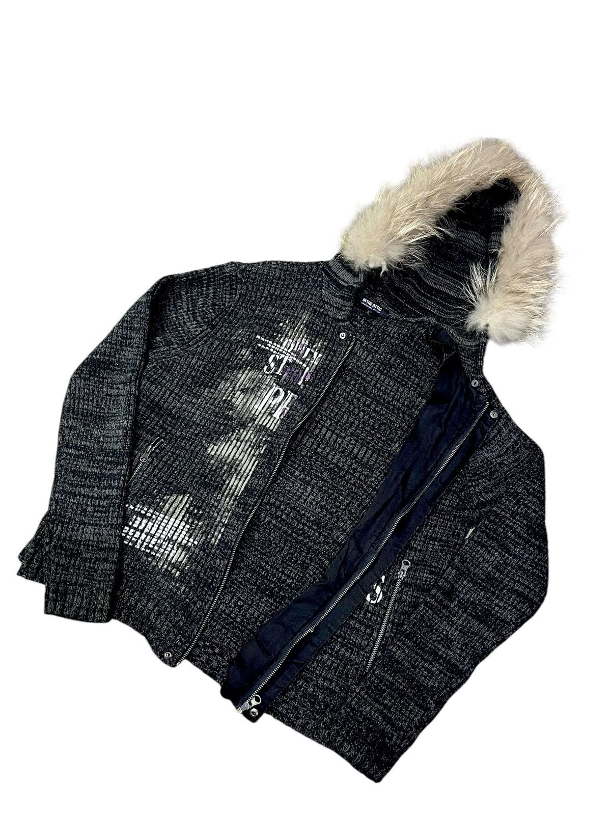 In The Attic INTHE ATTIC CHANGEABI DESIGN Poem Seditionaries Fur Hoodie💥 Size US M / EU 48-50 / 2 - 6 Thumbnail