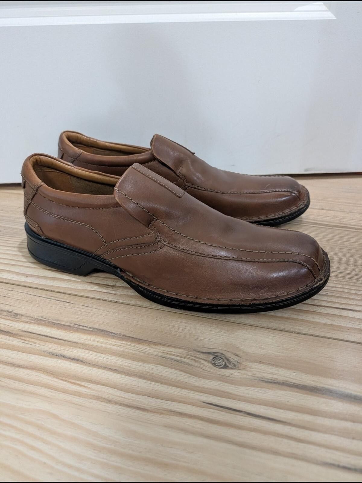Clarks Clarks Tan/Brown Leather Slip-On Loafers Size US 11 / EU 44 - 6 Thumbnail