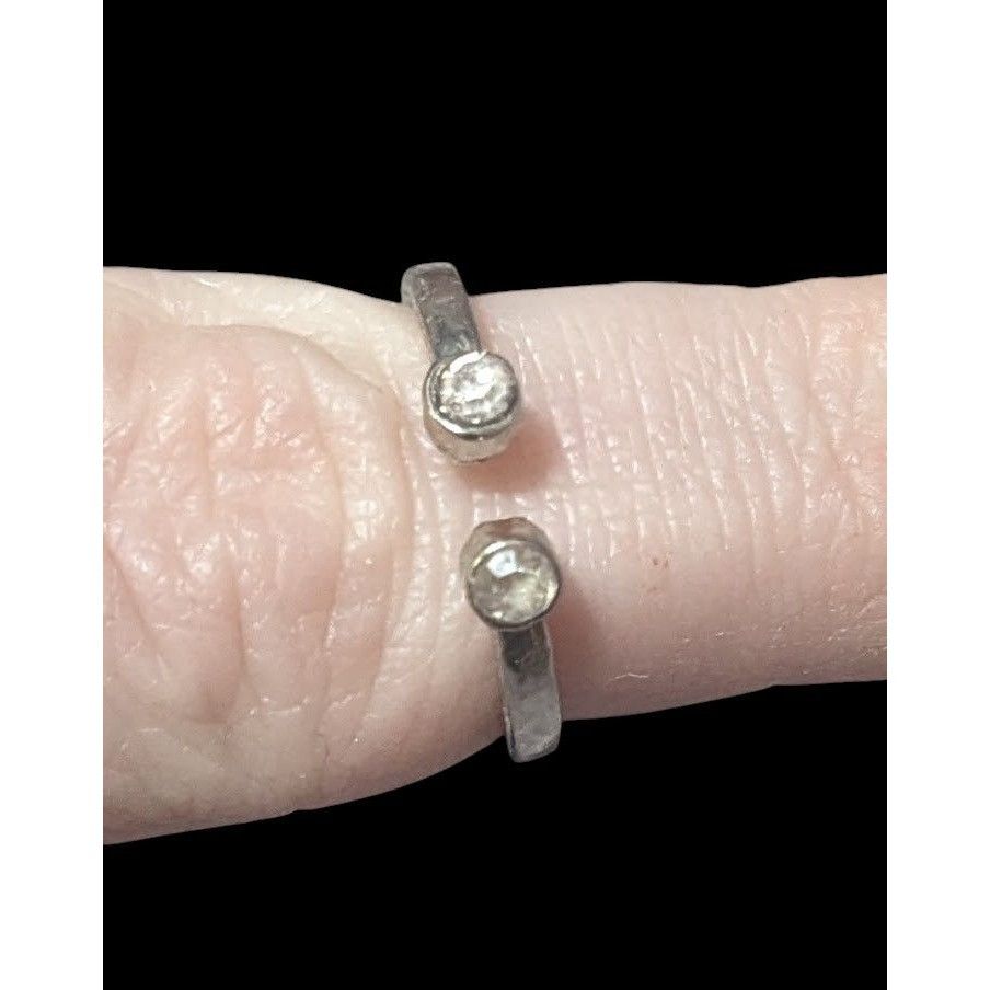 Other Casual Silver Tone Open Top Clear Stone Ring Size 6 1/2 Size ONE SIZE - 11 Thumbnail