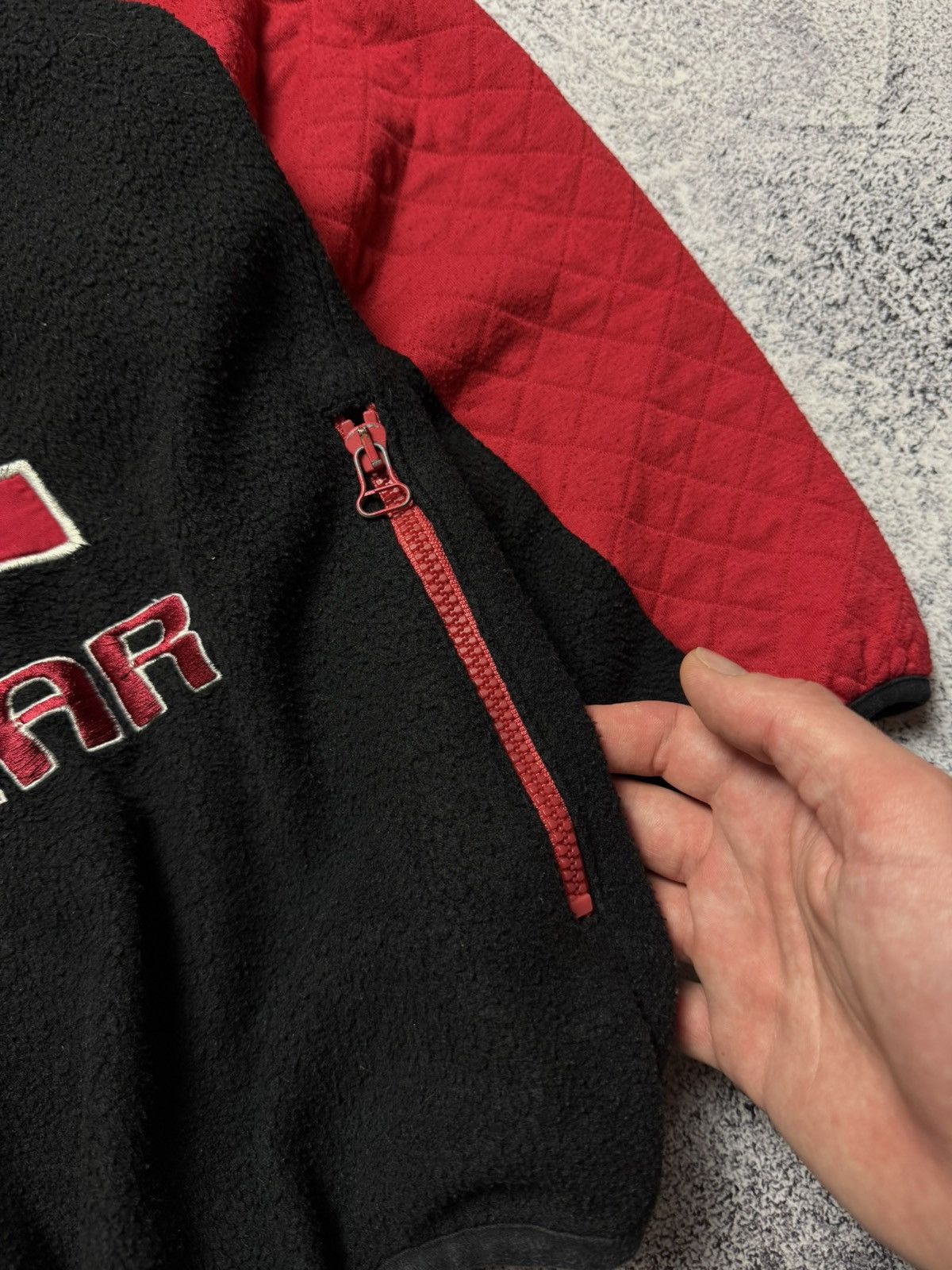 Tommy Hilfiger Rare Tommy Hilfiger Half Zip Fleece Sweatshirt Vintage Style Size US L / EU 52-54 / 3 - 7 Thumbnail
