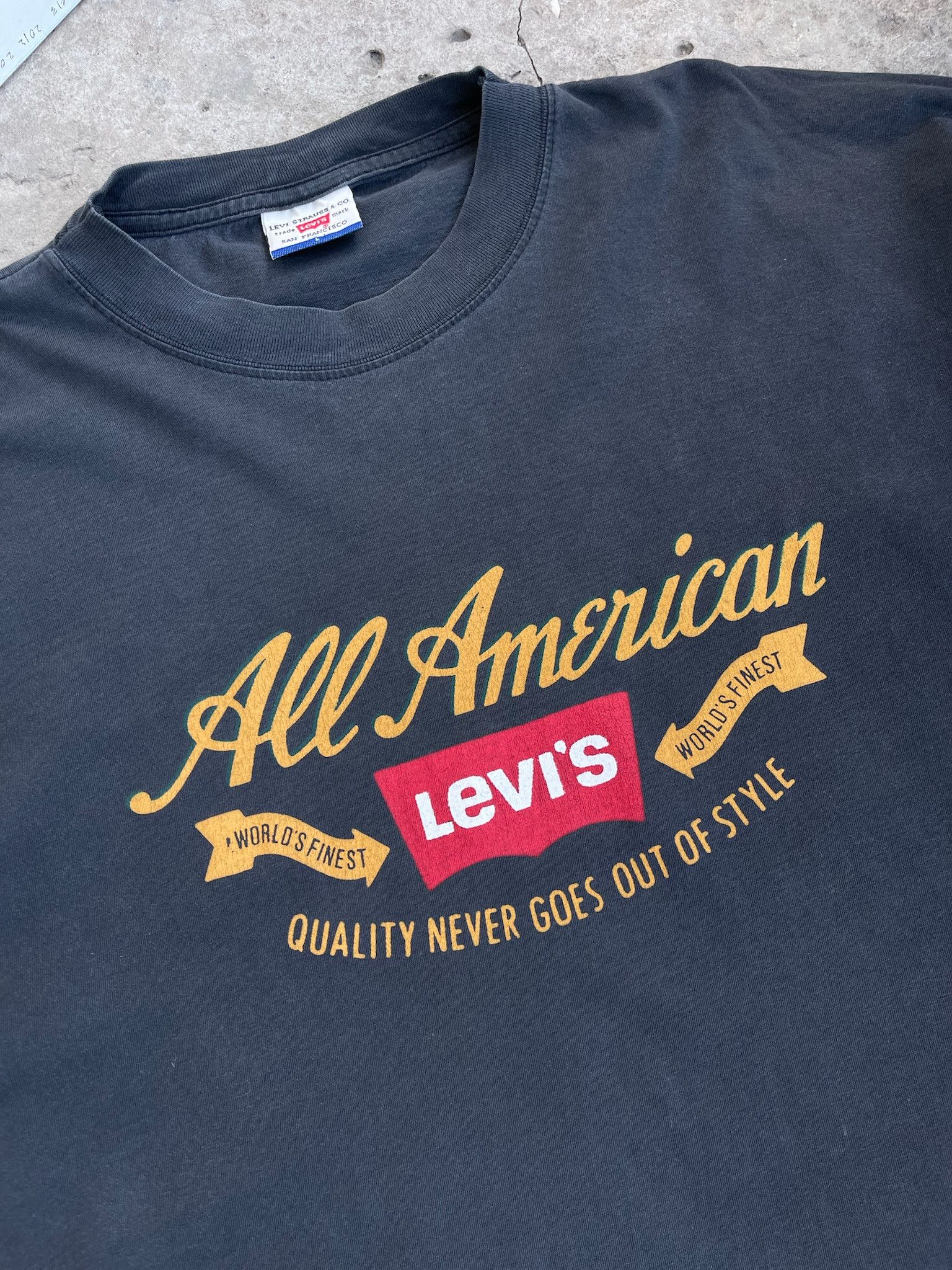 Levi's Vintage 80s-90s Levi’s 501 American T-shirt Size US XL / EU 56 / 4 - 4 Thumbnail