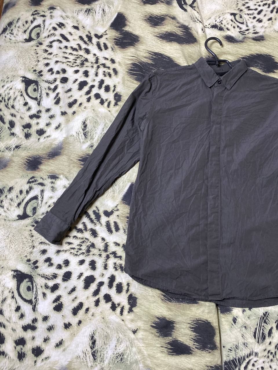 Japanese Brand × Uniqlo Uniqlo designer luxury streetwear shirt Size US XS / EU 42 / 0 - 8 Thumbnail