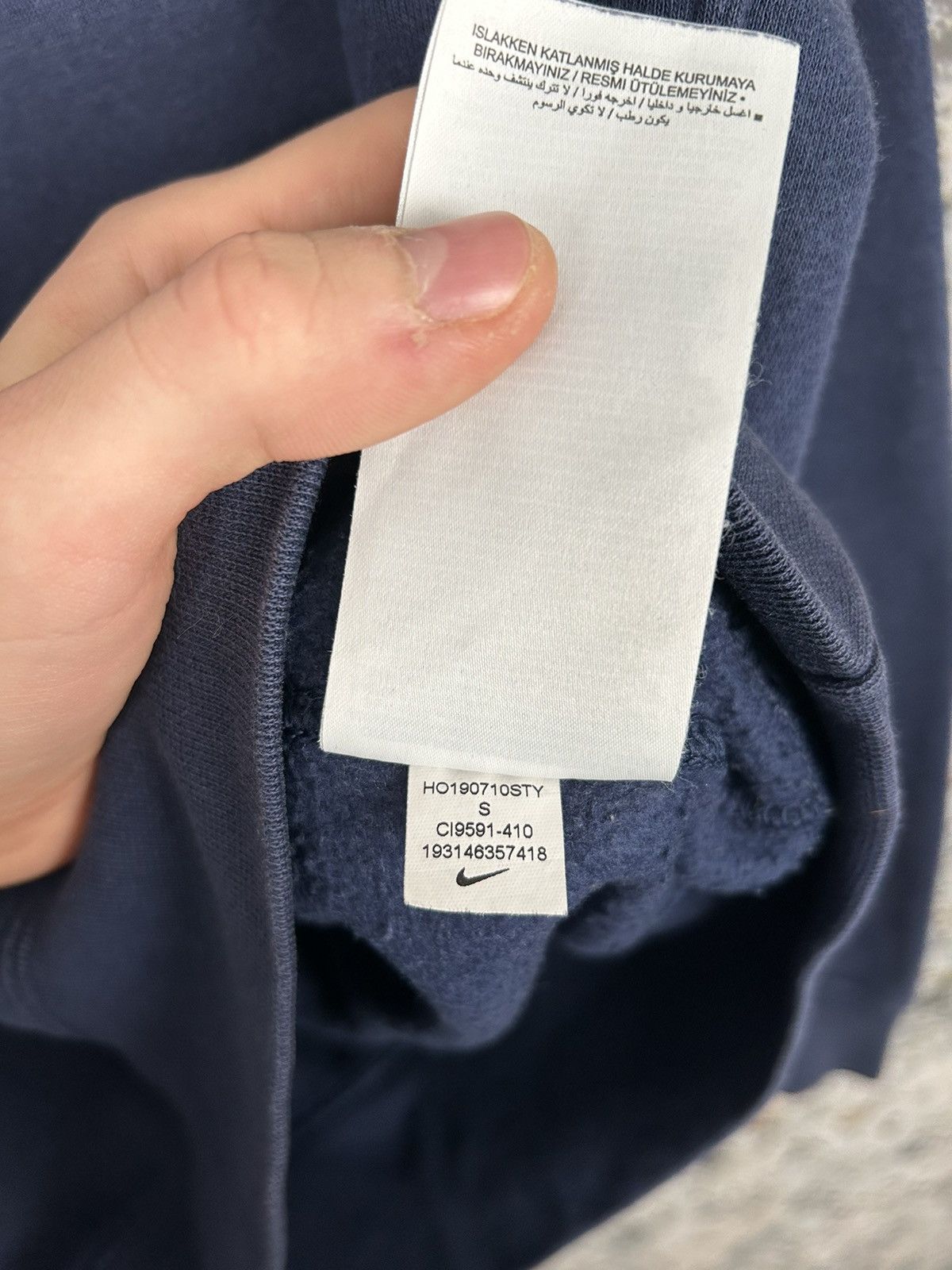 Nike Vintage Nike Big Logo Swoosh Hoodie Streetwear Gorpcore Size US S / EU 44-46 / 1 - 6 Thumbnail