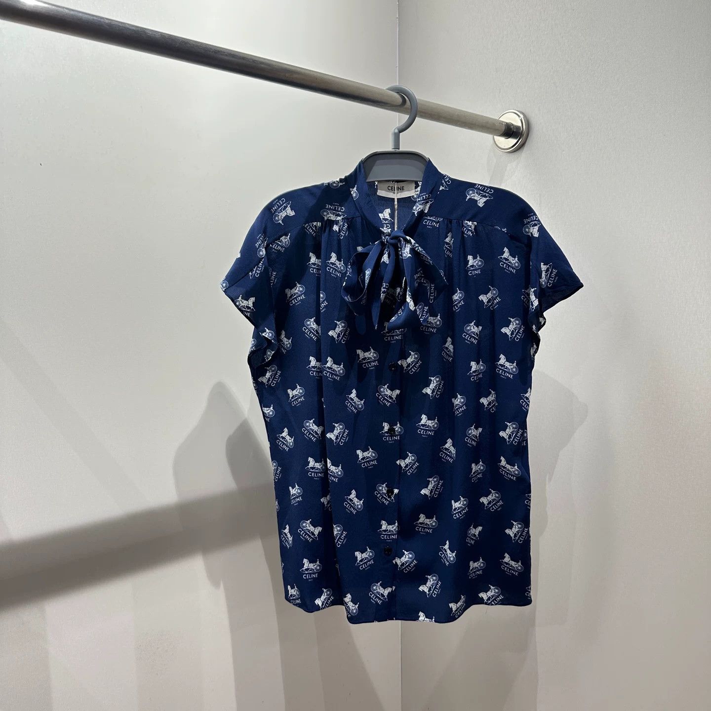 Celine Celine T-Shirt it_36 Women Size XS / US 0-2 / IT 36-38 - 1 Thumbnail