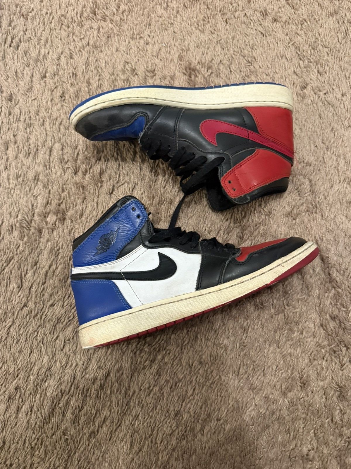 Jordan Brand Top 3 Jordan 1 high Size US 7 / EU 40 - 3 Thumbnail