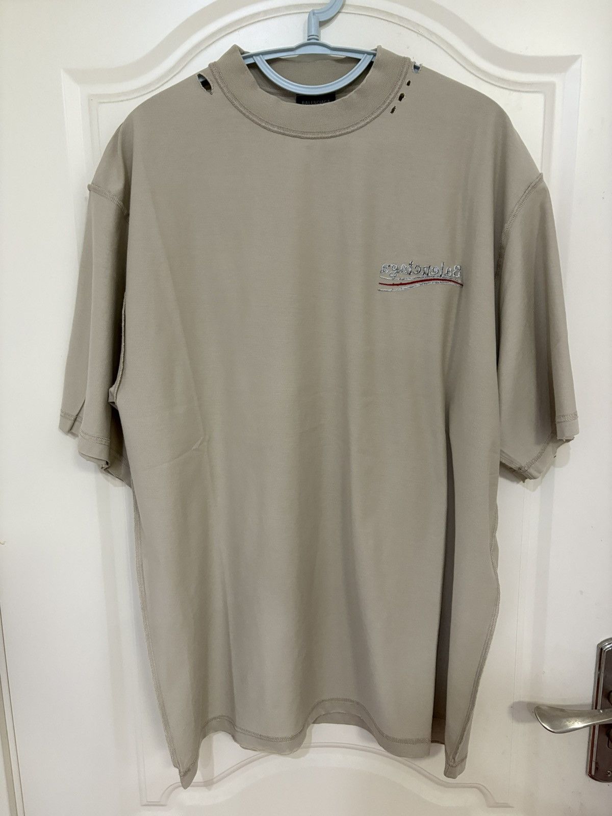 Balenciaga Inside Out Distressed Reversed Potienlical Logo T-shirt Size US M / EU 48-50 / 2 - 1 Thumbnail