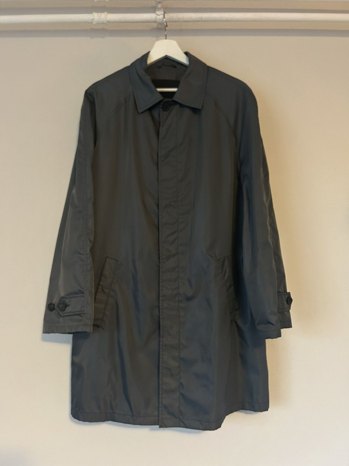 Prada Prada Milano Herringbone Lined Gray Nylon Raincoat - Size M Size US M / EU 48-50 / 2 - 1 Thumbnail