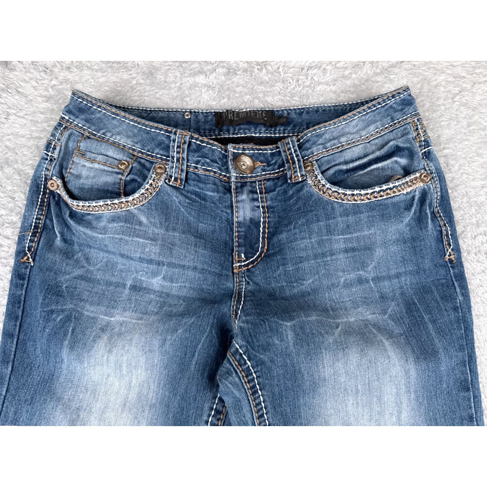 Vintage Rue21 Jeans Juniors 7 Blue Denim Mid Rise Bootcut 30x29 Cotton Womens Jeans 5-Pocket Embroidered Rhinestone Blue Denim Style American Designer Size 28" / US 6 / IT 42 - 4 Thumbnail