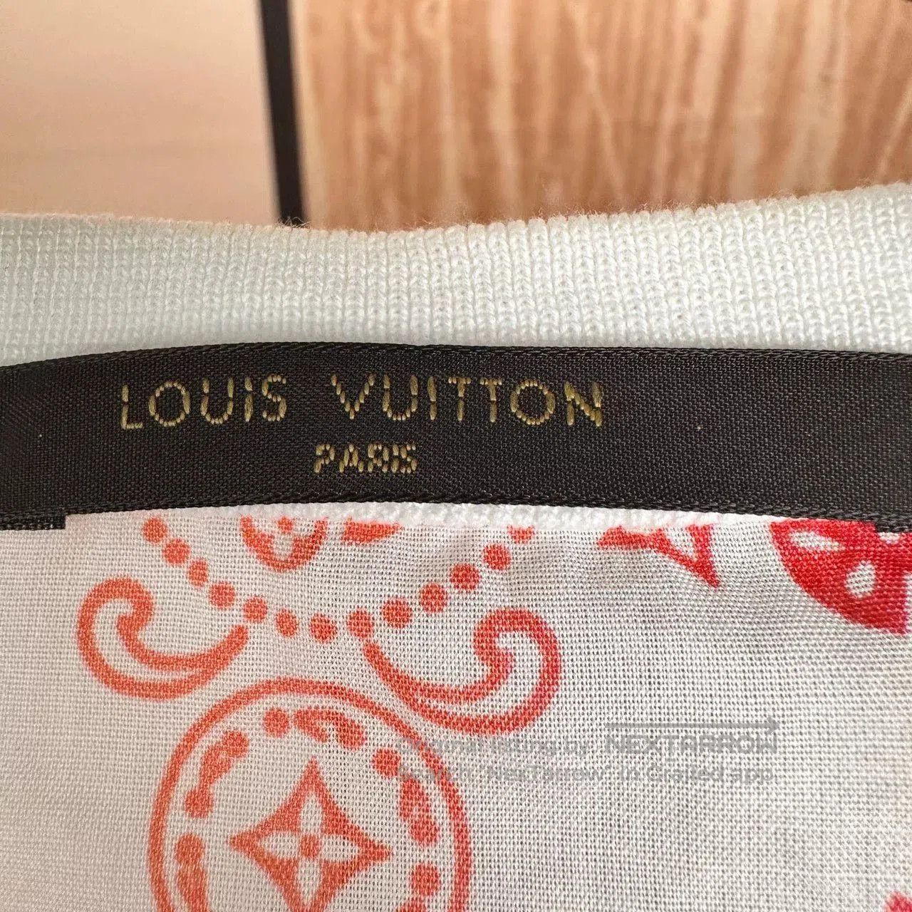 Louis Vuitton Louis Vuitton White Monogram Silk Short. Size US L / EU 52-54 / 3 - 4 Thumbnail