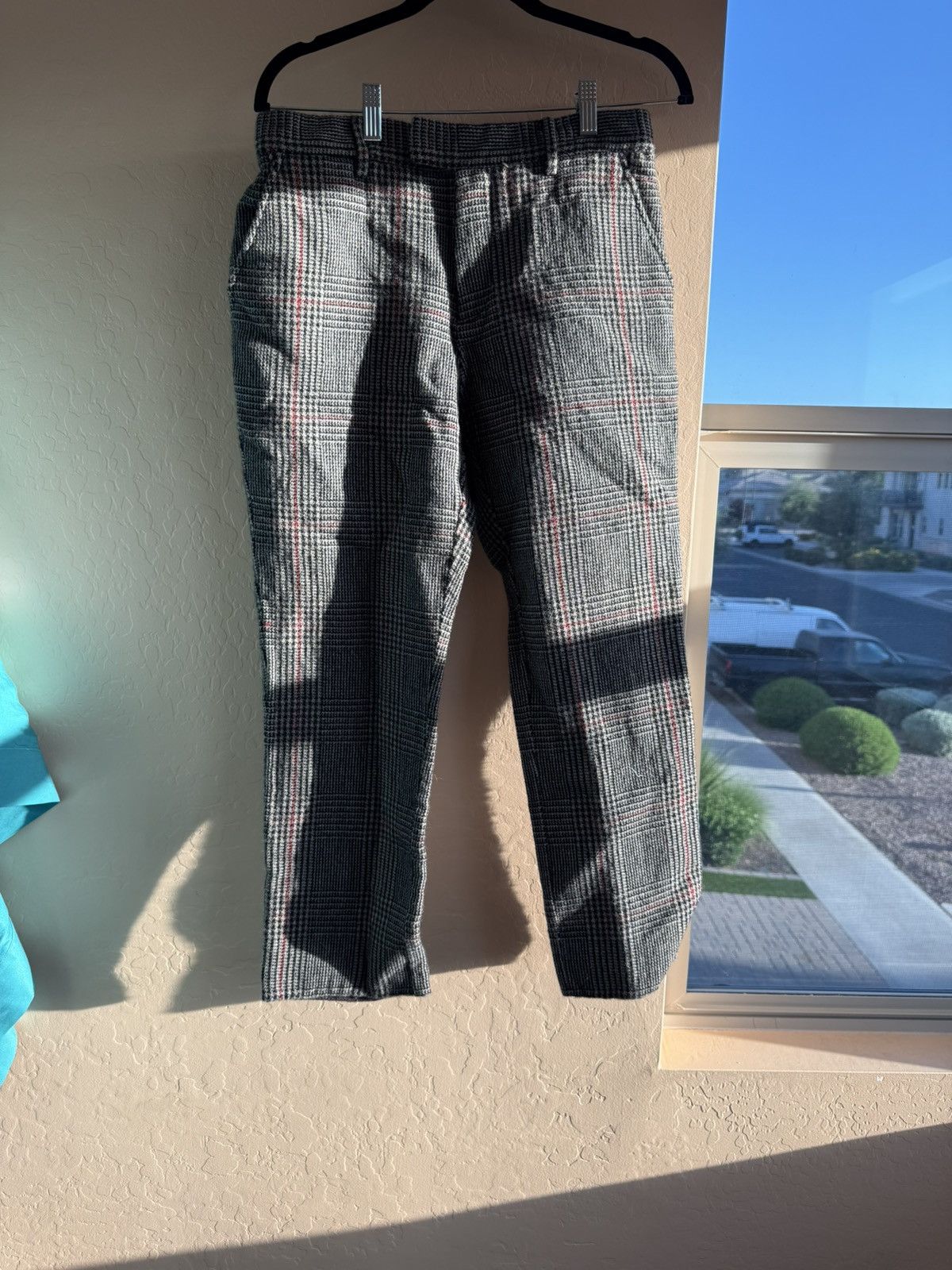 Vintage Classic Plaid Slim-Fit Trousers – Size 29 – Timeless Style Size 29" - 1 Thumbnail