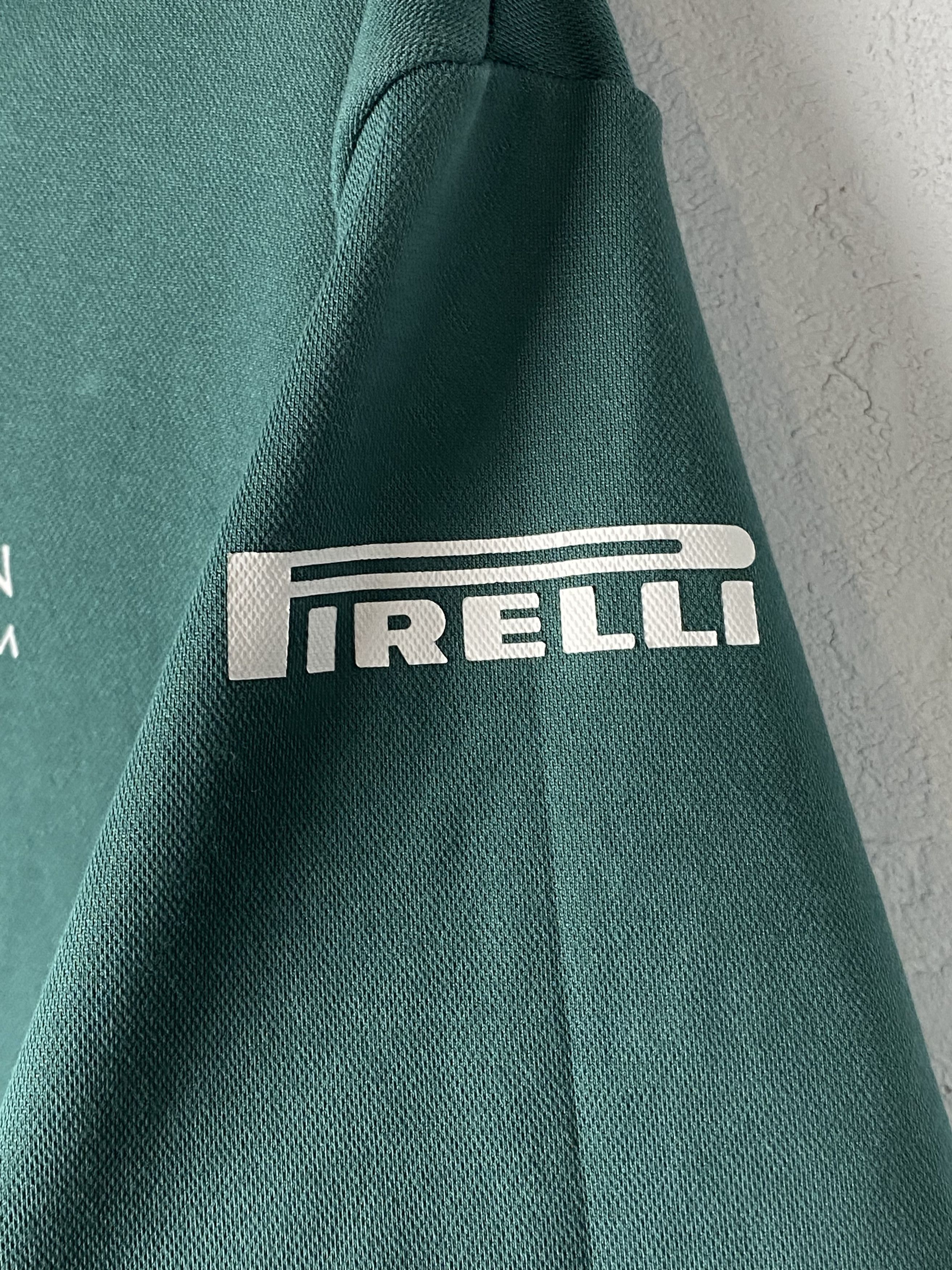 Formula 1 Aston Martin formula 1 racing t shirt Size US XL / EU 56 / 4 - 6 Thumbnail
