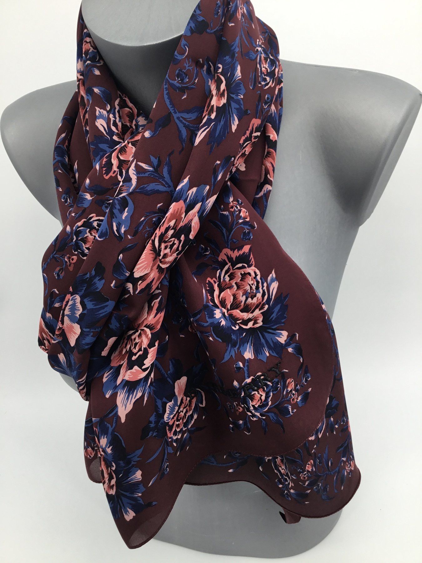 Burberry Silk stole Burberry Size ONE SIZE - 12 Thumbnail