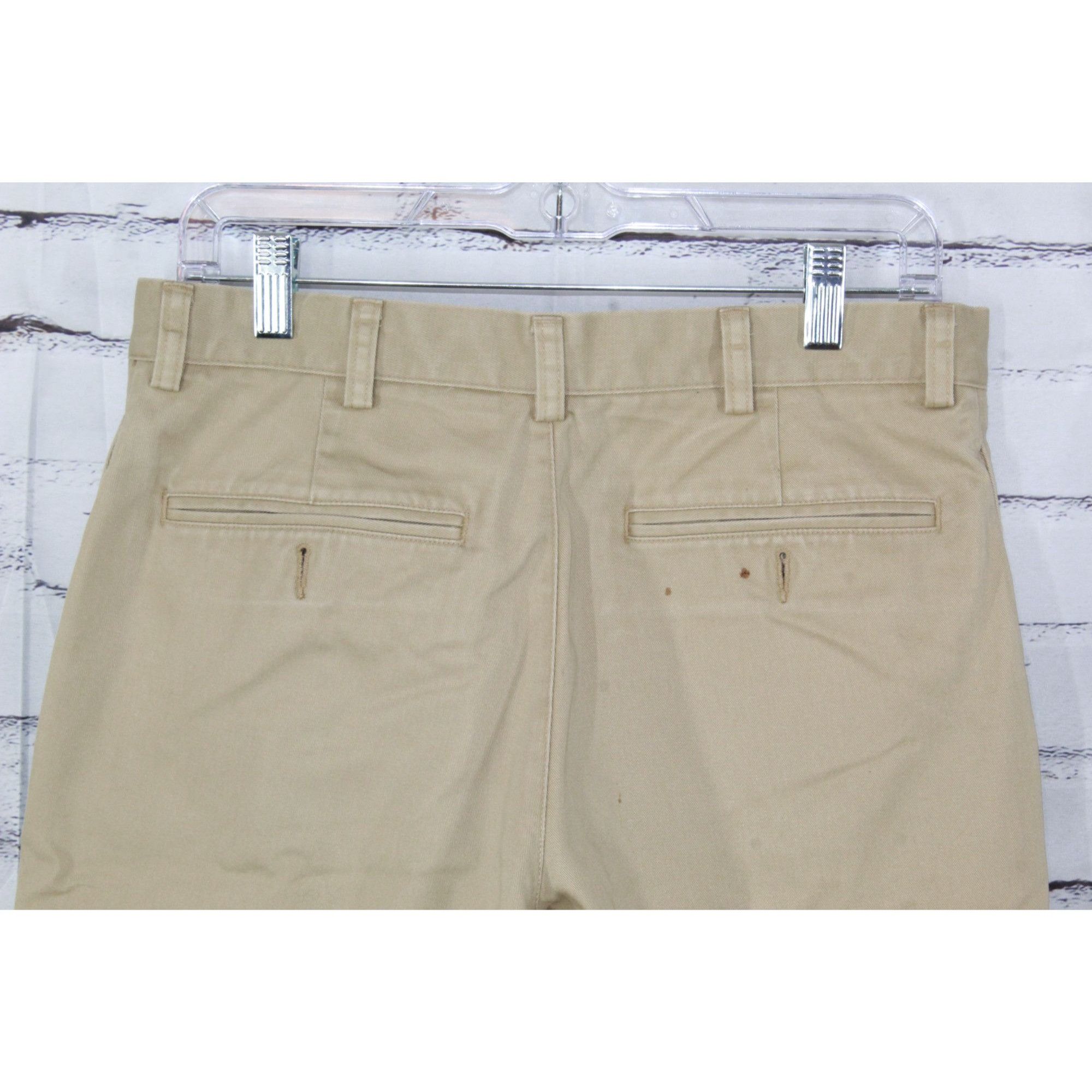 L.L. Bean LL Bean Men Wrinkle Free Chino Shorts Classic Fit 8" Casual Size US 31 - 4 Thumbnail
