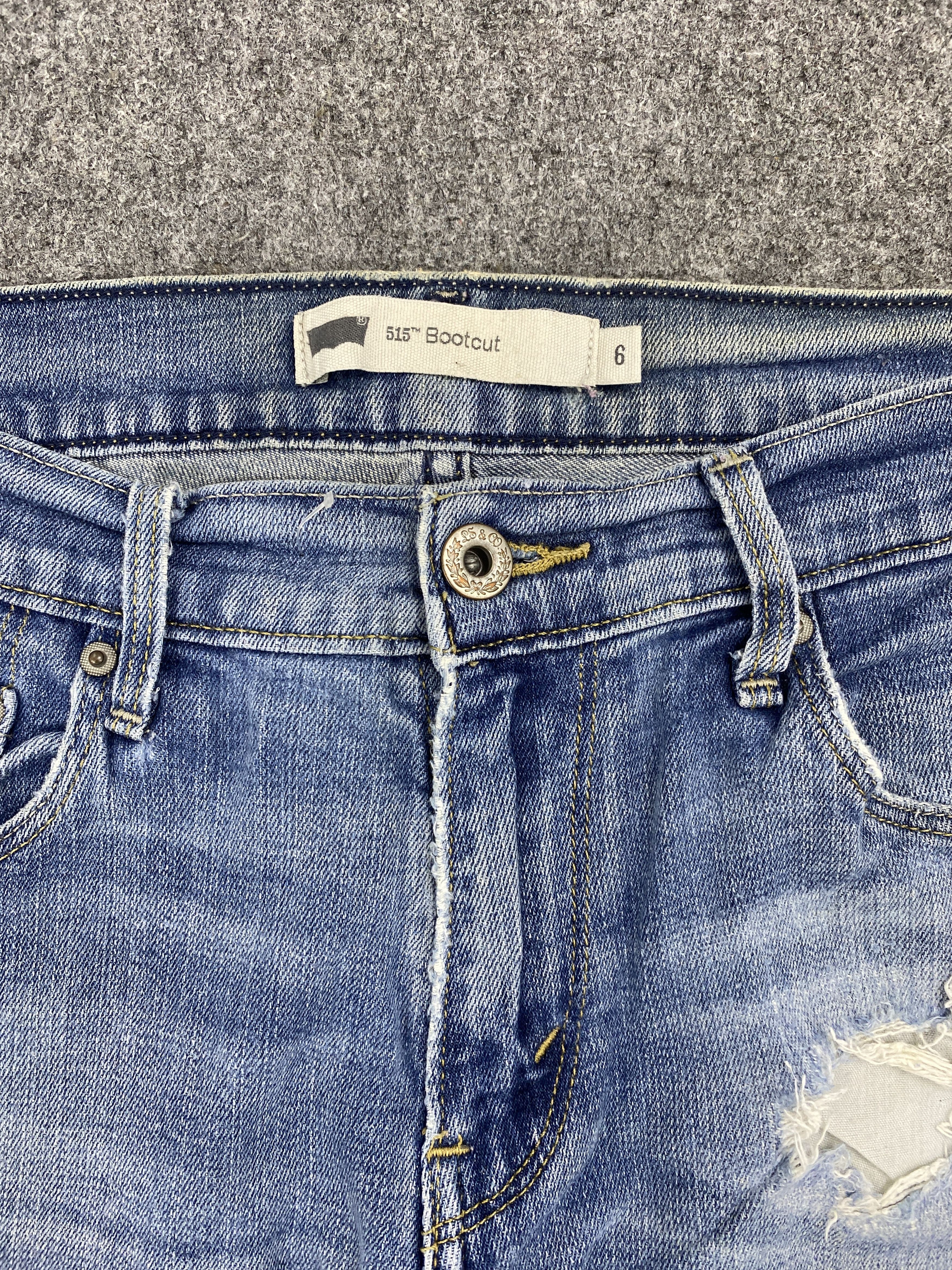 Levi's Vintage Levis 515 Flared Bootcut Faded Blue Jeans S0042 Size 30" / US 8 / IT 44 - 15 Thumbnail