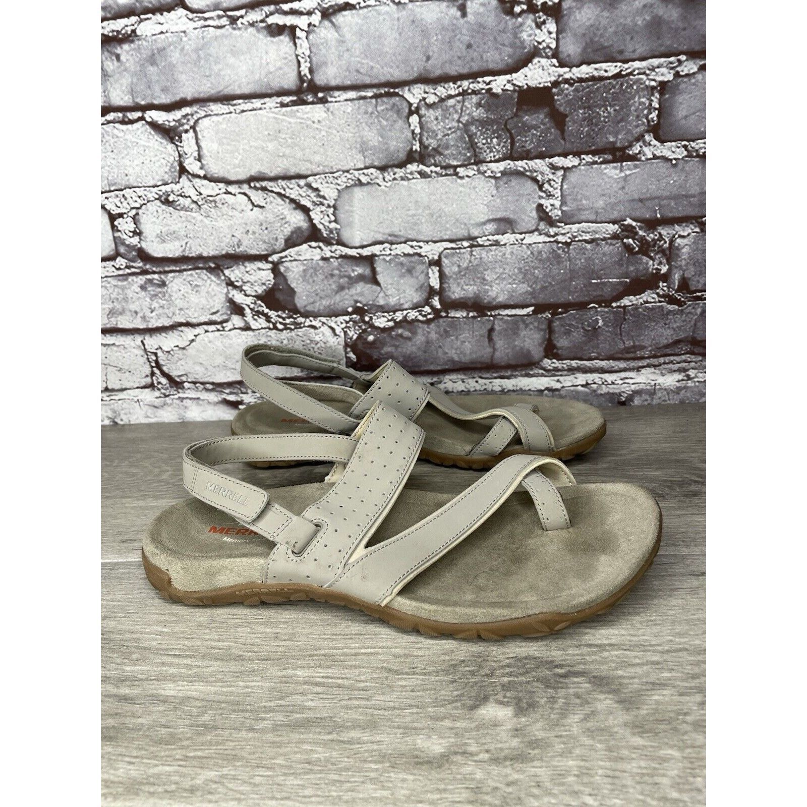Merrell Merrell Aluminum Grey Suede Synthetic Toe Strap Foam Sandals Size US 9 / IT 39 - 12 Thumbnail