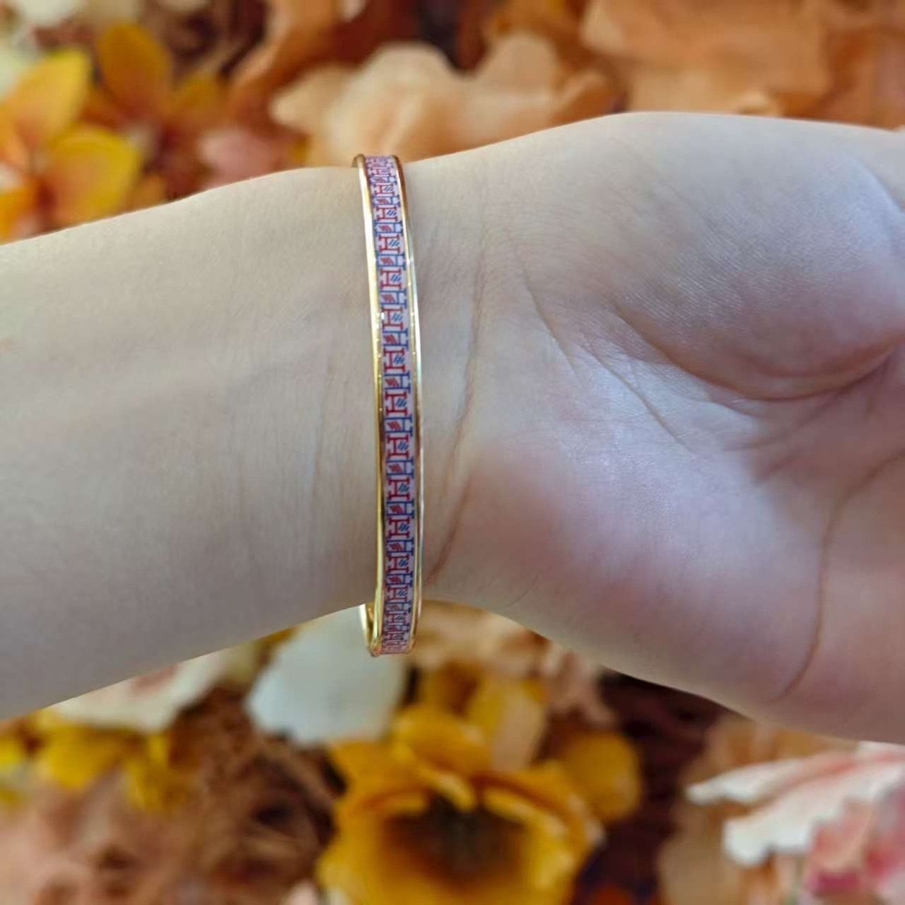 Hermes Hermes Pink Enamel Narrow Bangle Size ONE SIZE - 1 Thumbnail