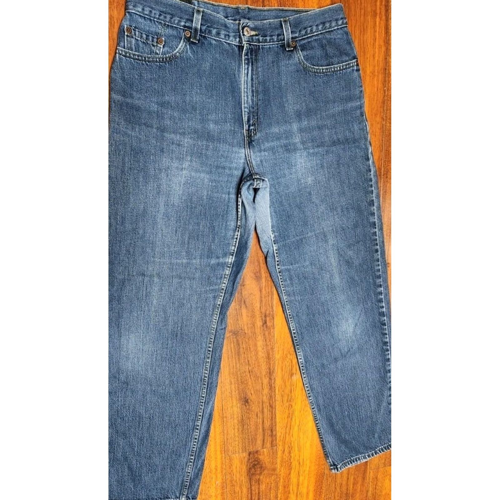 Levi's VINTAGE Levi's 577 Jeans Womens 16 M MIS (34x31) Loose Fit Lower Rise Baggy USA MADE Denim 100% Cotton Jeans Womens Mens? Size 38" / US 16 / IT 52 - 4 Thumbnail