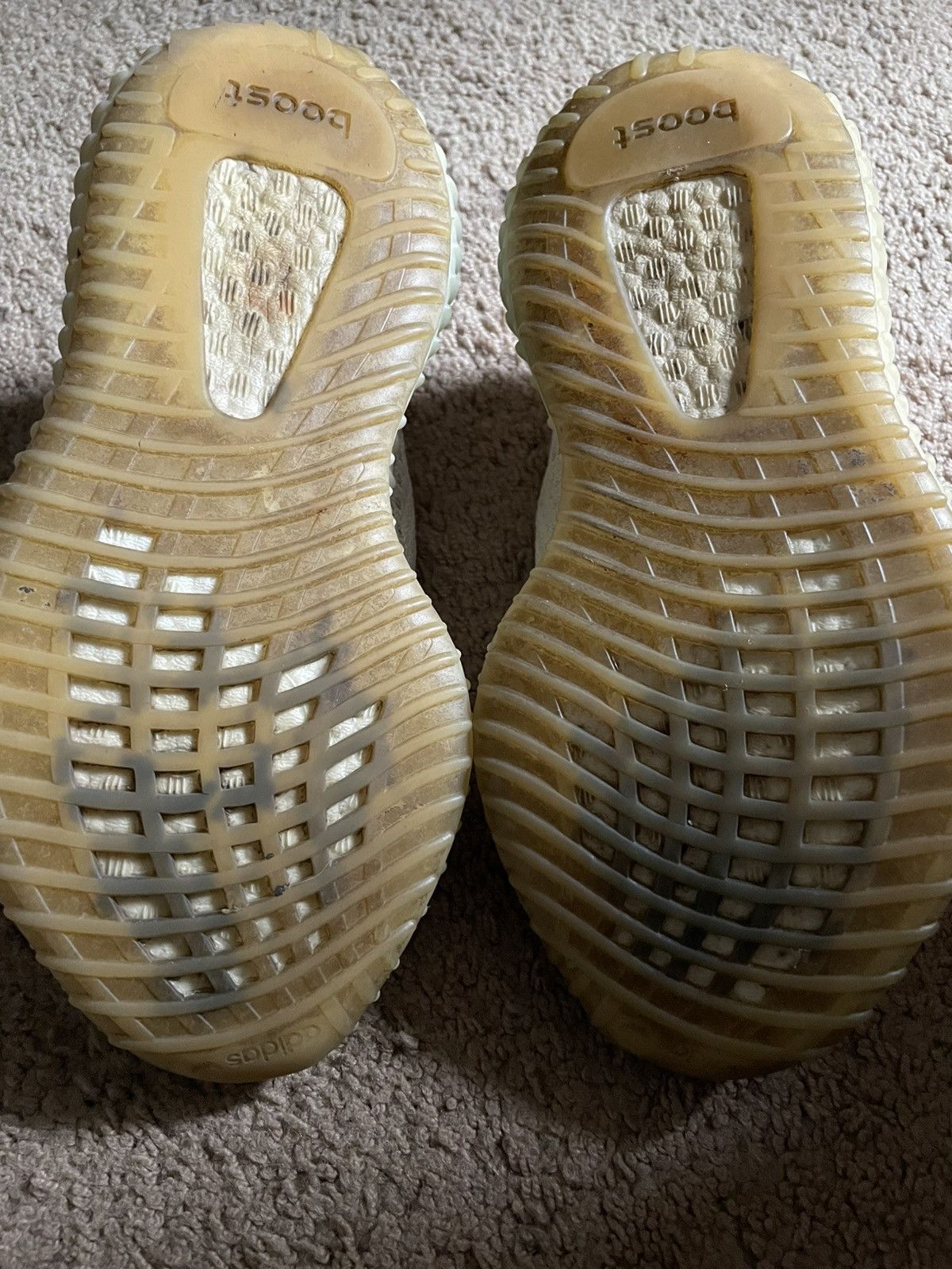 Yeezy Adidas Yeezy Boost 350 V2 'Light' size 6.5-7 women’s. Size US 7 / IT 37 - 4 Thumbnail