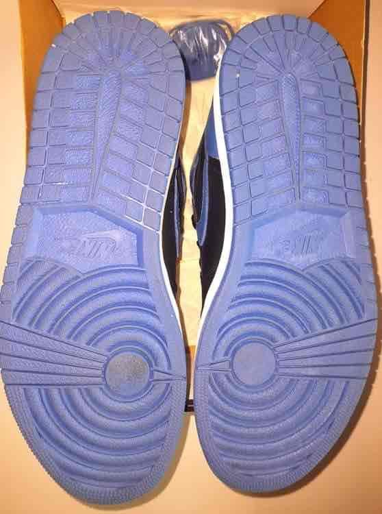 Nike Nike Air Jordan 1 Retro Size US 11 / EU 44 - 3 Thumbnail