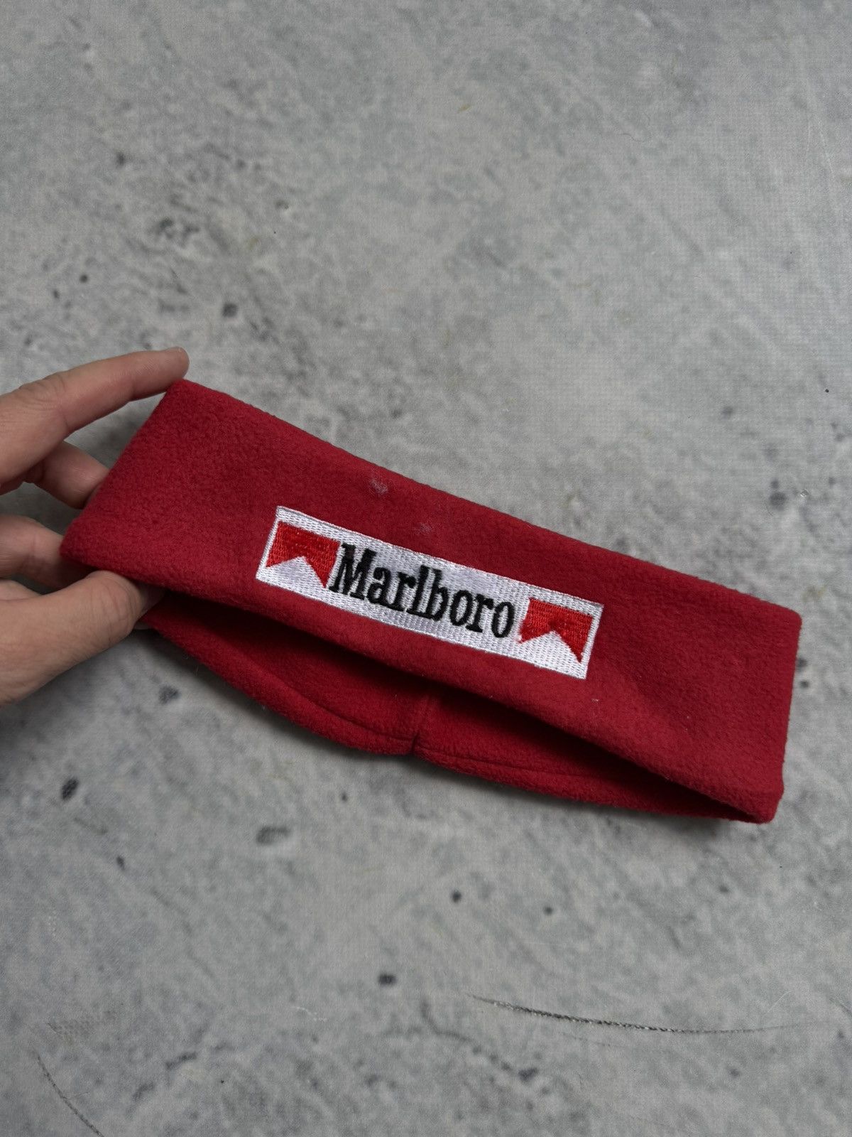 Marlboro Marlboro headband vintage red fleece Size ONE SIZE - 1 Thumbnail
