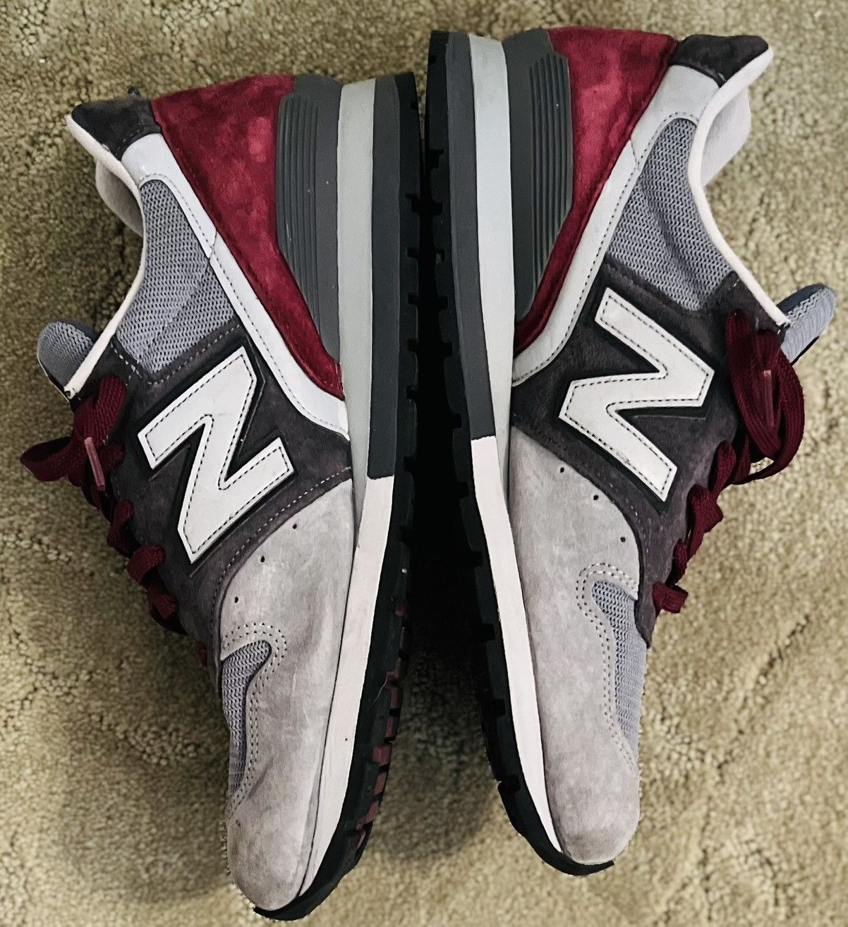 New Balance Men’s New Balance 996 Connoisseur Grey Burgundy Sz 10-1/2 Size US 10.5 / EU 43-44 - 2 Thumbnail