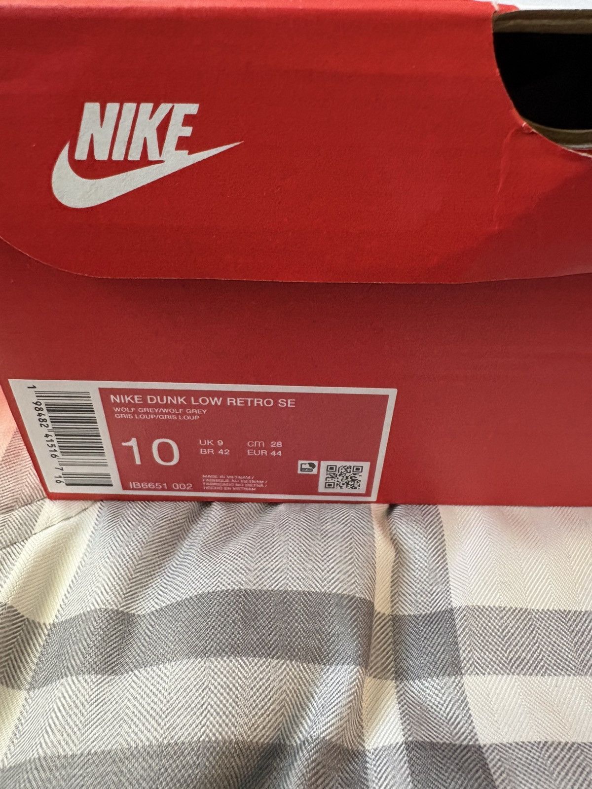 Nike Nike Dunk Low Grey Suede Size US 10 / EU 43 - 2 Thumbnail