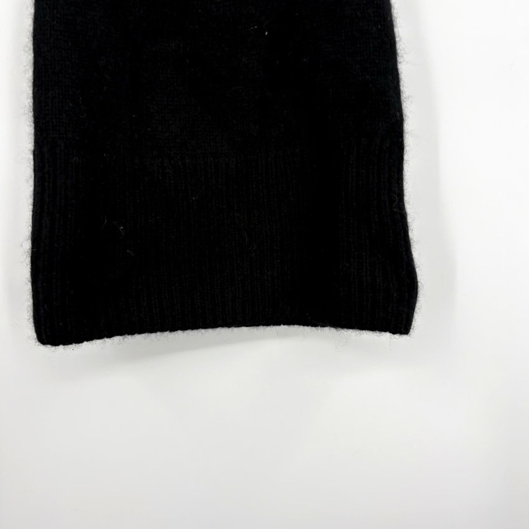 Cos COS Beanie Knit Hat Black Cashmere One Size Unisex Adults Streetwear? Size ONE SIZE - 3 Thumbnail