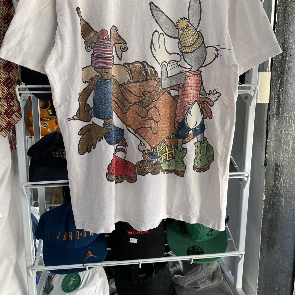 Cartoon Network × Vintage × Warner Bros Vintage Looney Tunes Tazmania Rap HipHop Squad Tees T Shirts Size US L / EU 52-54 / 3 - 13 Thumbnail