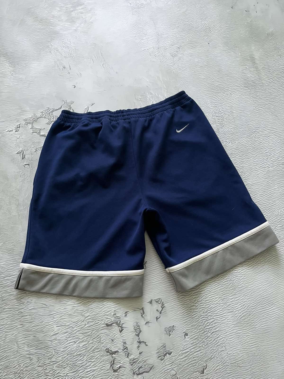 Nike Y2K Nike Streetwear Vintage Shorts Blue Size US 33 - 4 Thumbnail