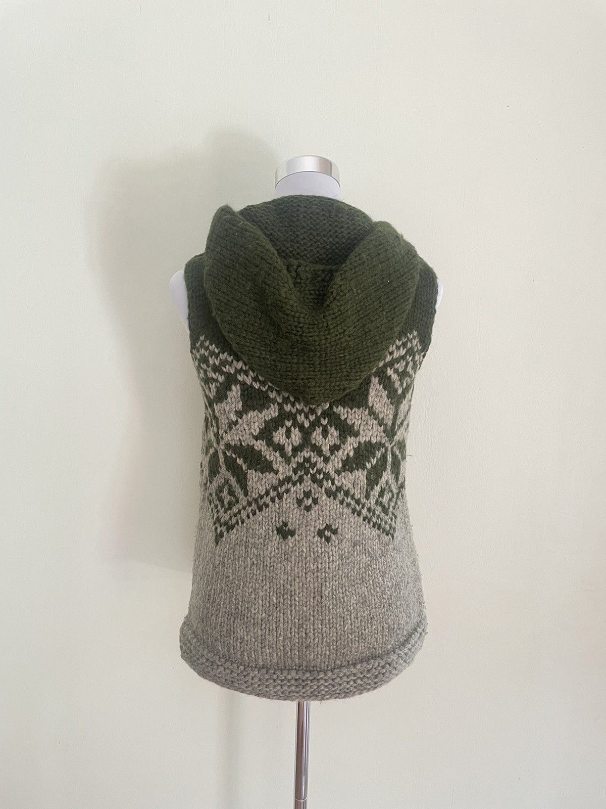Other Canadian Sweater Hand Knit Hooded Size ONE SIZE - 2 Thumbnail