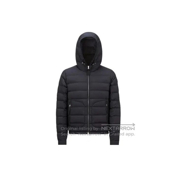 Moncler Moncler SESTRIERE Short Down Jacket. Size US S / EU 44-46 / 1 - 1 Thumbnail