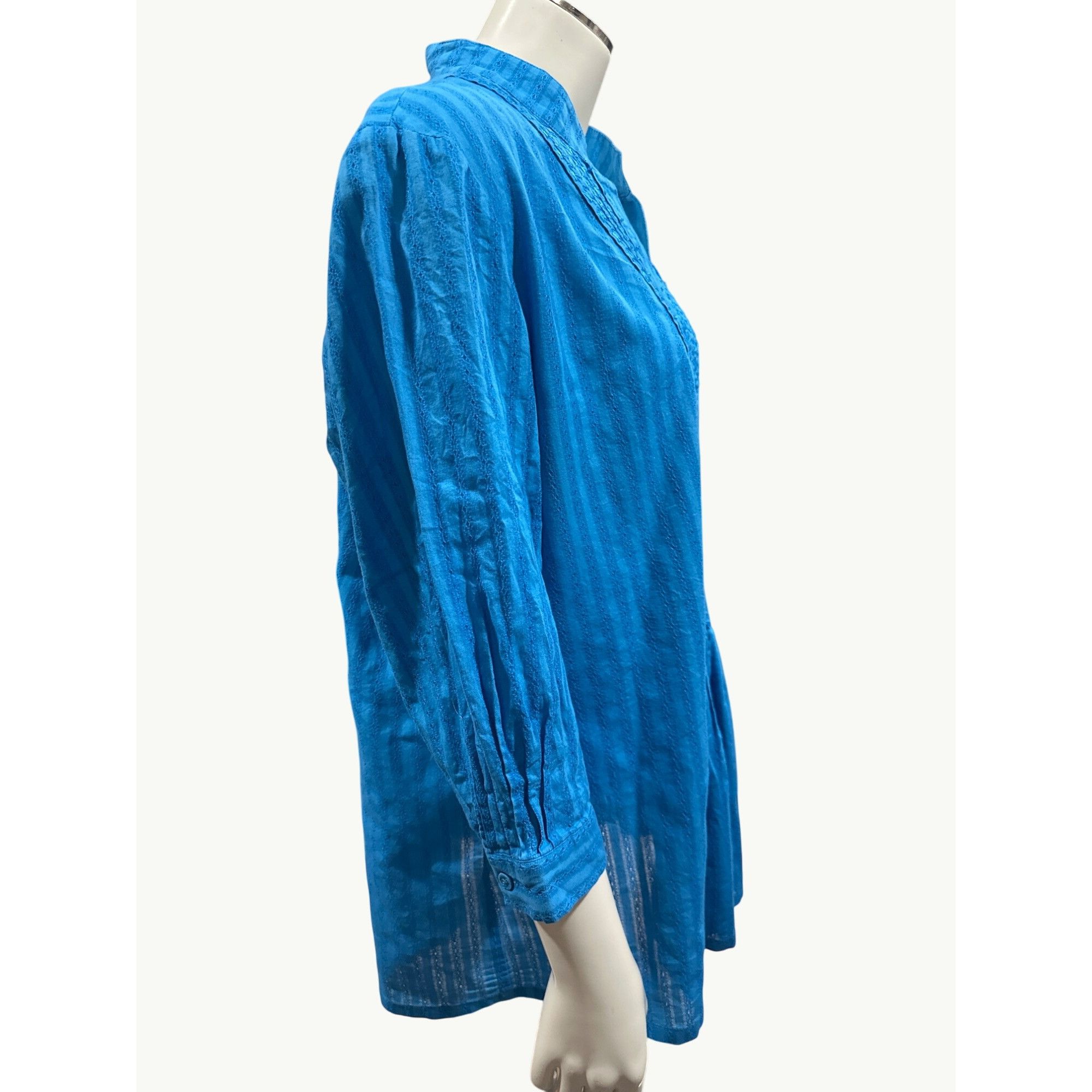 Chicos Chicos Button up Blue Pintuck Tunic Blouse Boho Chic Half Sl Size XL / US 12-14 / IT 48-50 - 4 Thumbnail