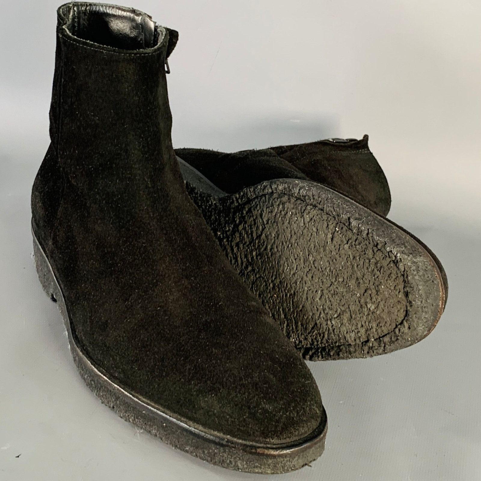 Common Projects COMMON PROJECTS Size 8 Black Suede Side Zipper Ankle Boots Size US 8 / EU 41 - 5 Thumbnail