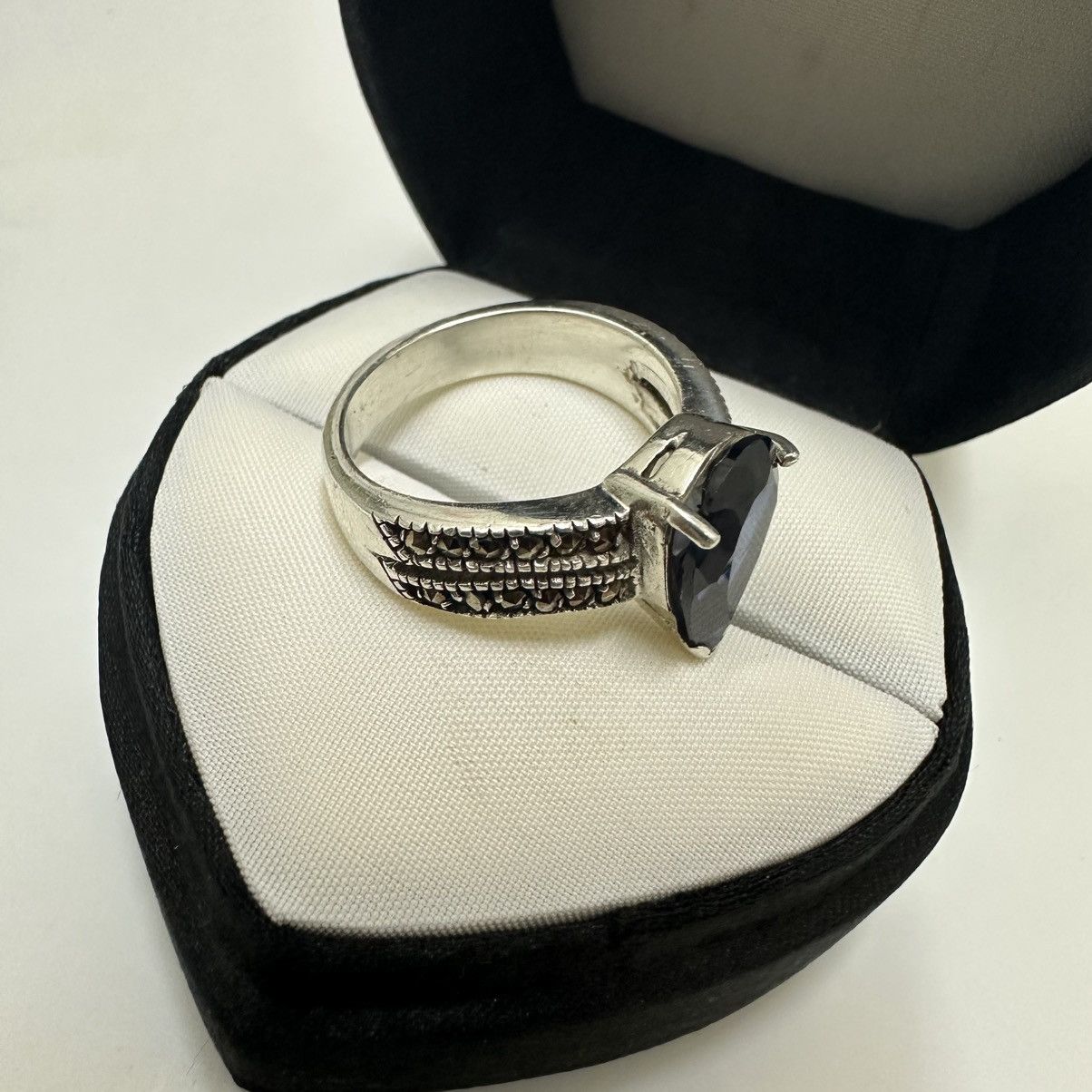 Other 925 Silver Ring with Blue Teardrop Gemstone Size 8 Size ONE SIZE - 5 Thumbnail