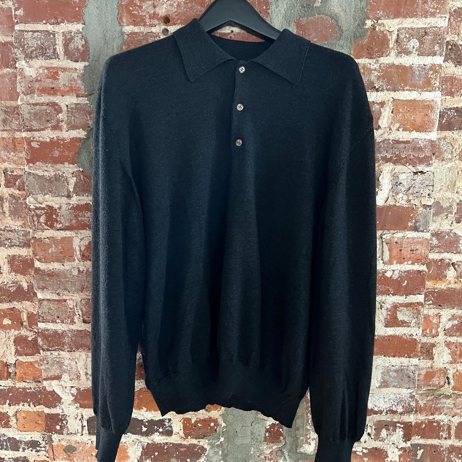 Brooks Brothers VTG Brooks BrothersItaly Merino Wool Charcoal Sweater 26x29 Size US XL / EU 56 / 4 - 2 Thumbnail