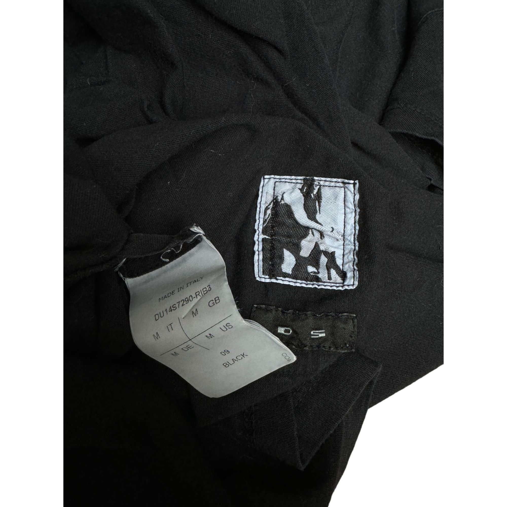 Black Short Sleeves T-shirt