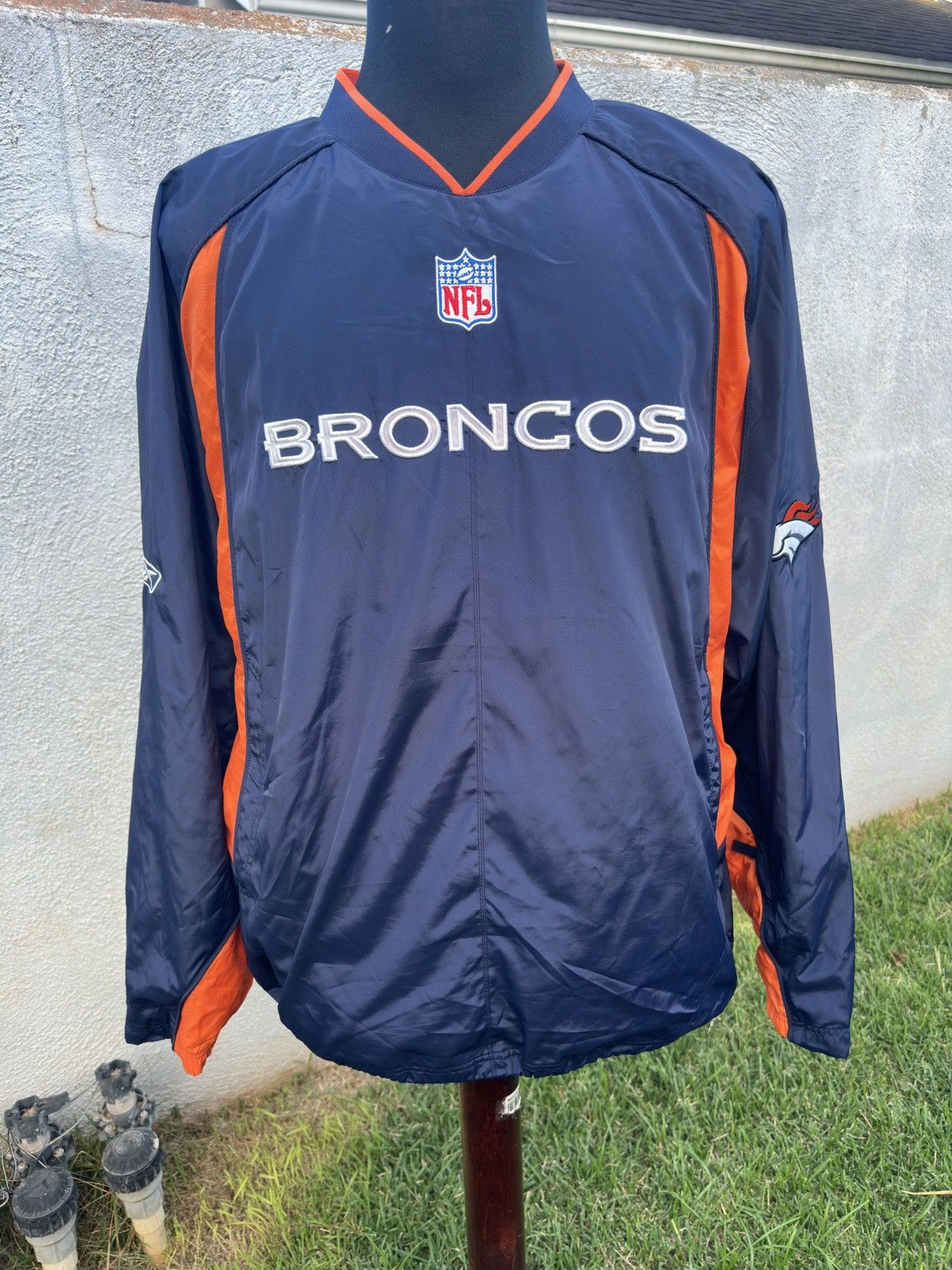 New Denver Broncos Reebok NFL On Field Windbreaker Men's L
