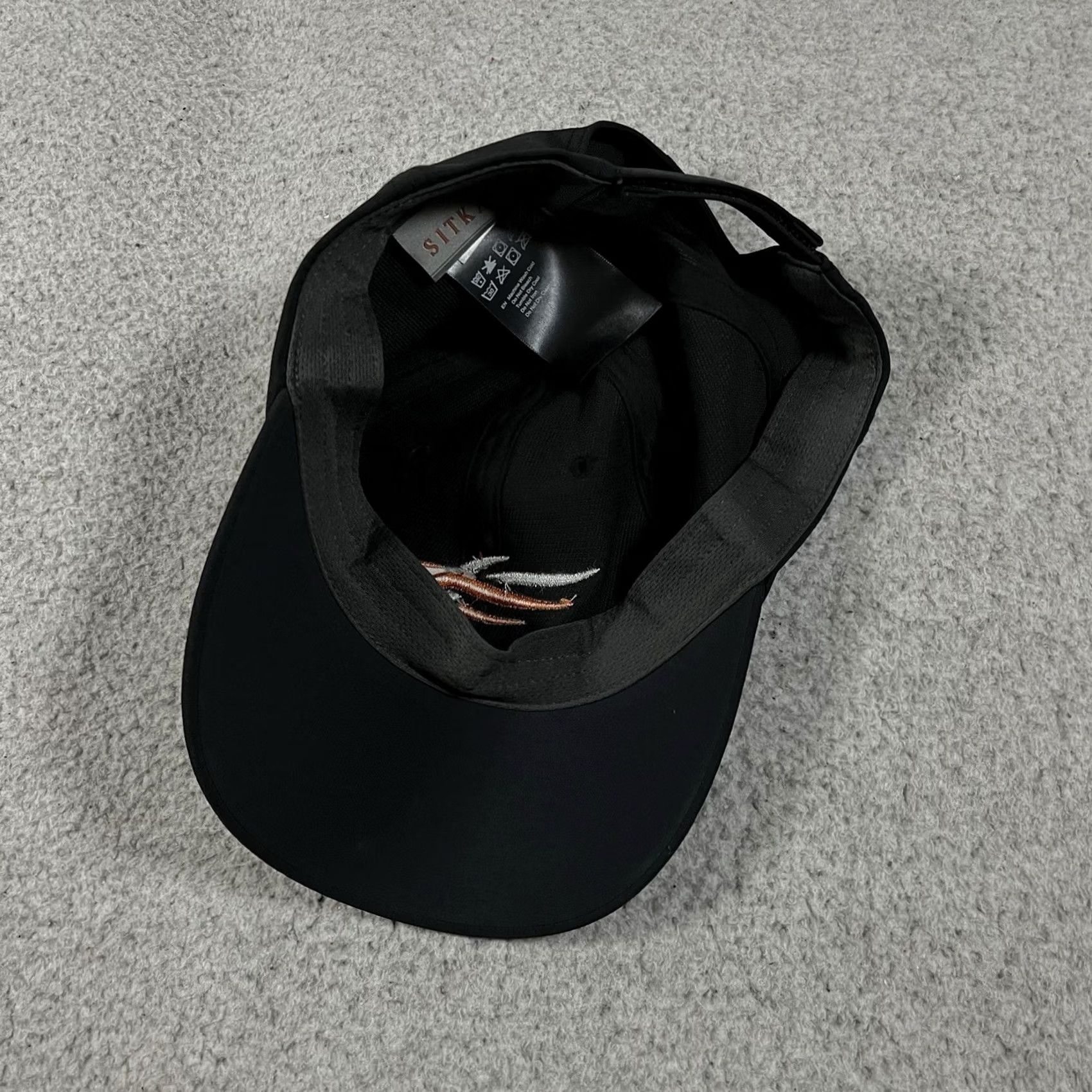 SITKA Sitka Gear Hat Black Adjustable Strapback Baseball Cap Men Hunting Outdoor Cap Size ONE SIZE - 6 Thumbnail
