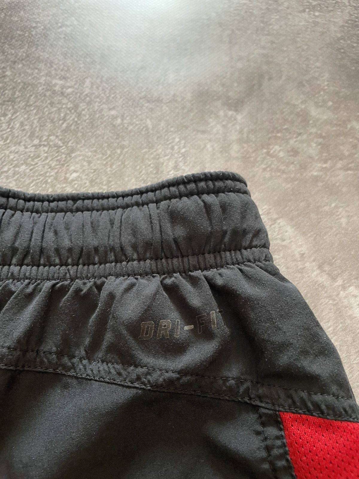 Nike Nike Dri-Fit Swoosh Logo Shorts Size L Size US 34 / EU 50 - 7 Thumbnail