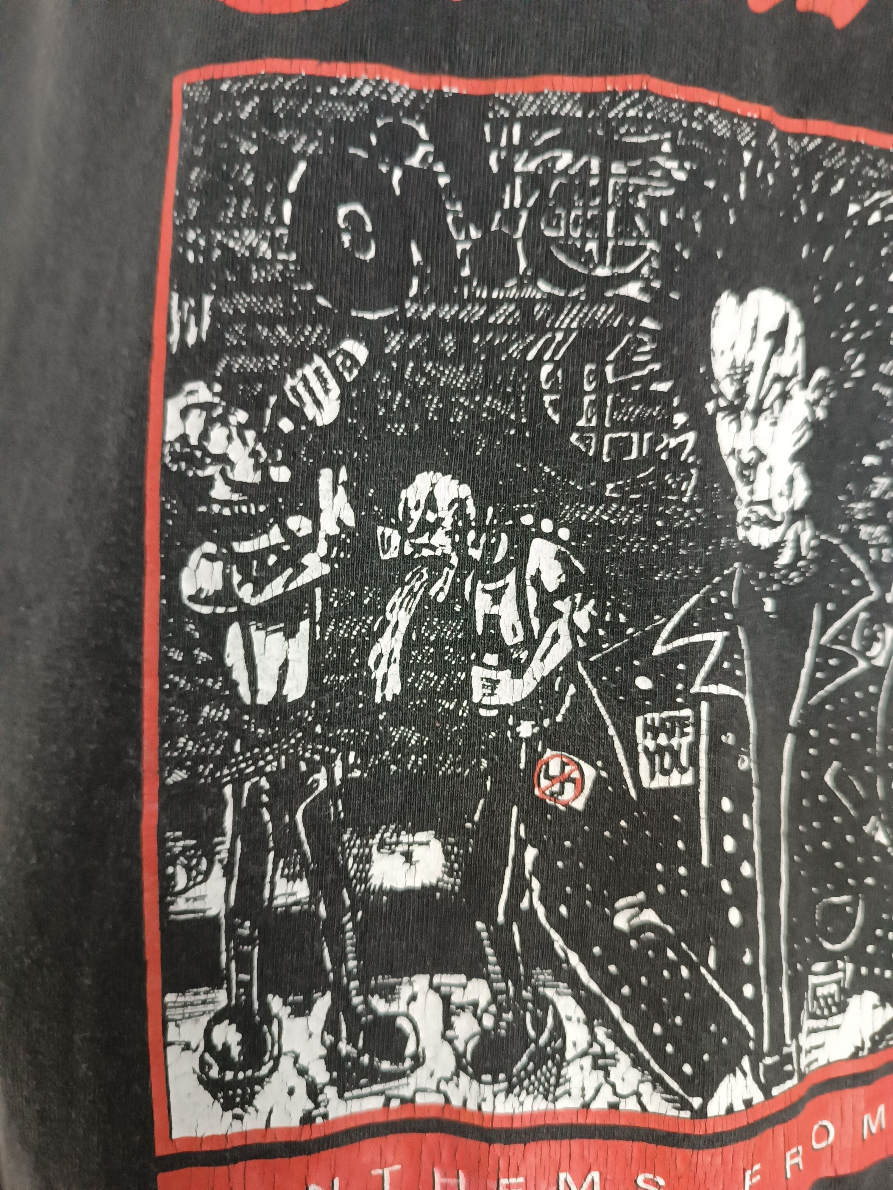 Band Tees THRASHED FADED VINTAGE 90'S TOTAL CHAOS ANTHEM HARDCORE PUNK Size US S / EU 44-46 / 1 - 10 Thumbnail