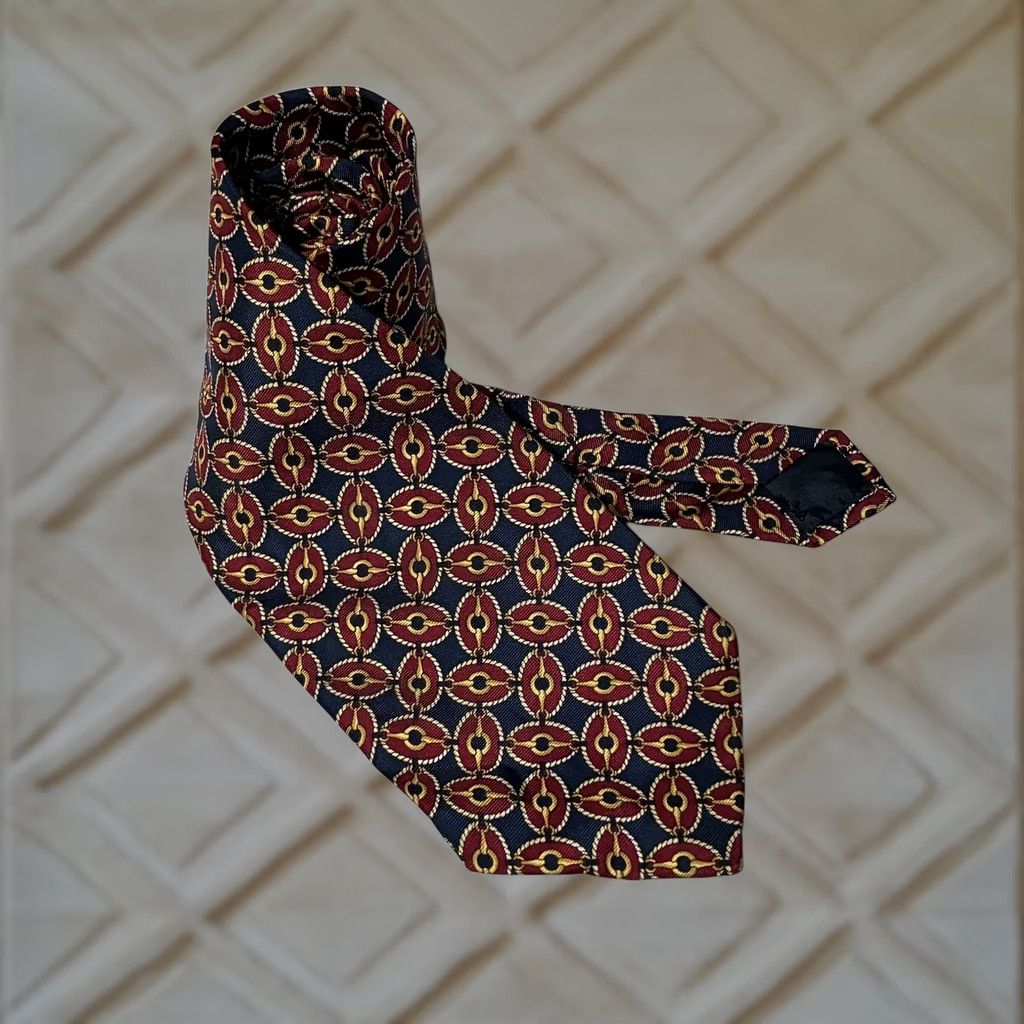 Brooks Brothers Brooks Brothers Necktie Geometric Chain Link Silk Navy Burgundy USA Mens One Size Multicolor Pattern Abstract Wedding Designer Tie Size ONE SIZE - 1 Thumbnail
