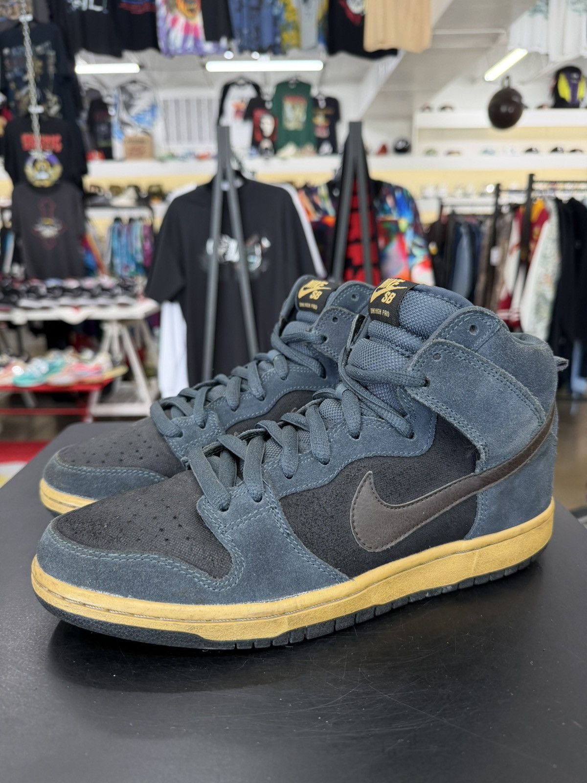 Nike Nike SB Dunk High Classic Charcoal Tar Size 9.5 (2012) Size US 9.5 / EU 42-43 - 1 Thumbnail