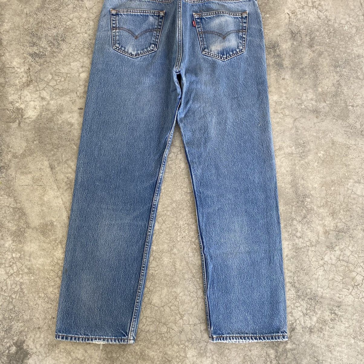 Levi's Size 36x30 VTG Late 90’s Levis 501 Stonewashed Blue Jeans Size US 36 / EU 52 - 19 Thumbnail