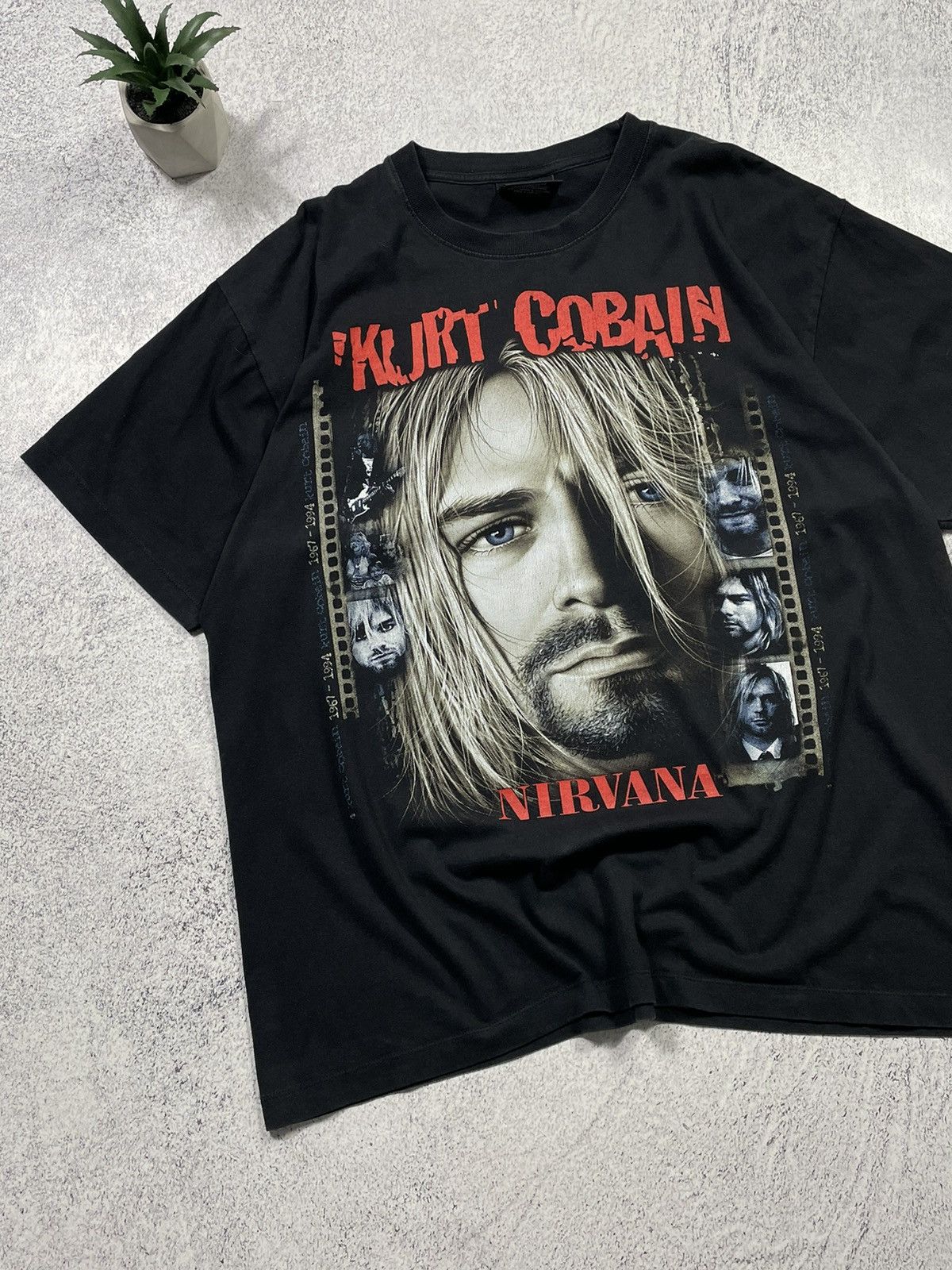 Band Tees × Nirvana × Vintage Vintage 90’s Nirvana Kurt Cobain 1967-1994 T-shirt Size US XL / EU 56 / 4 - 3 Thumbnail