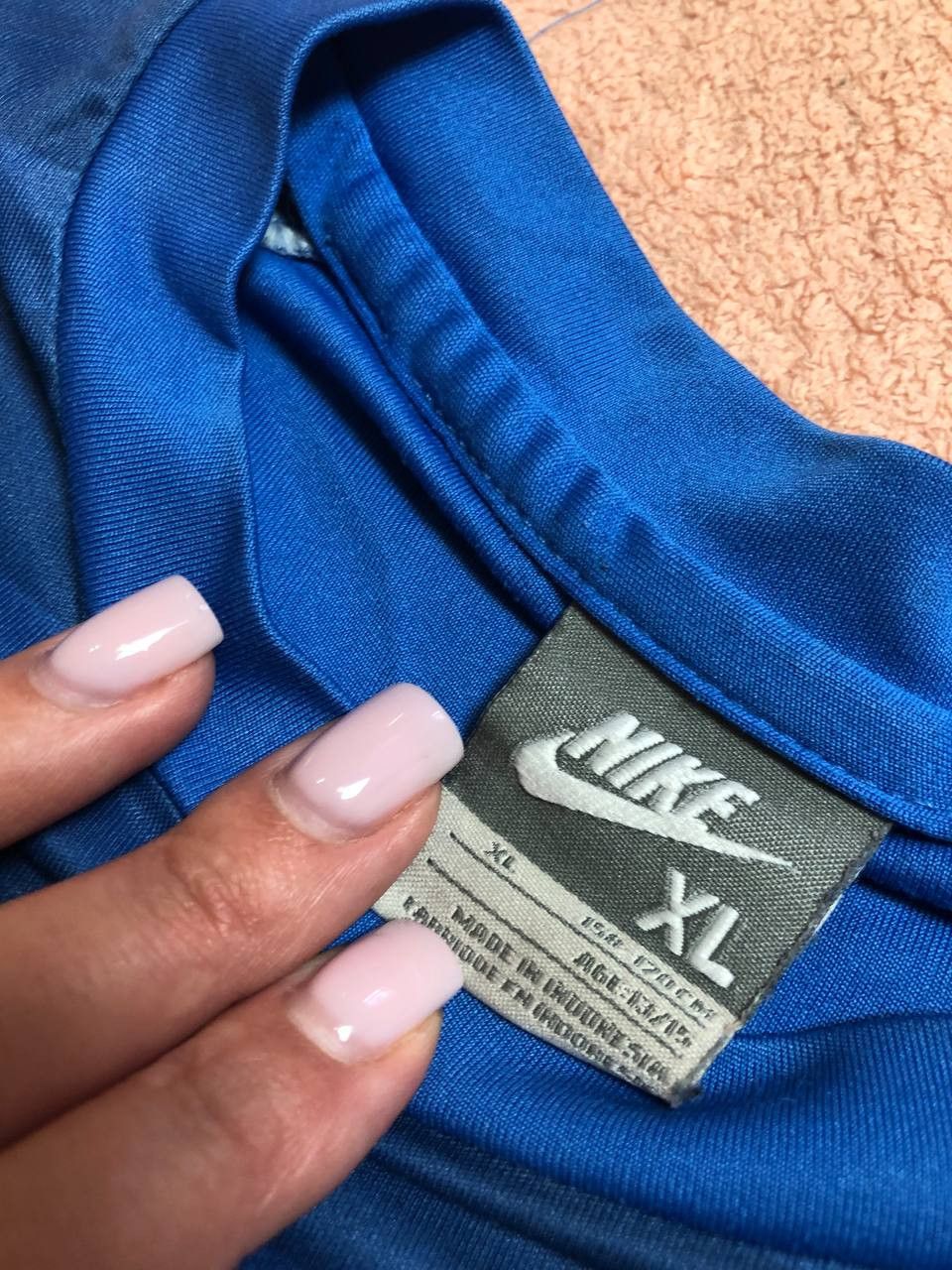 Nike Vintage Nike Big Y2K Logo Short Sleeve T-Shirt Size XL Size US XL / EU 56 / 4 - 2 Thumbnail