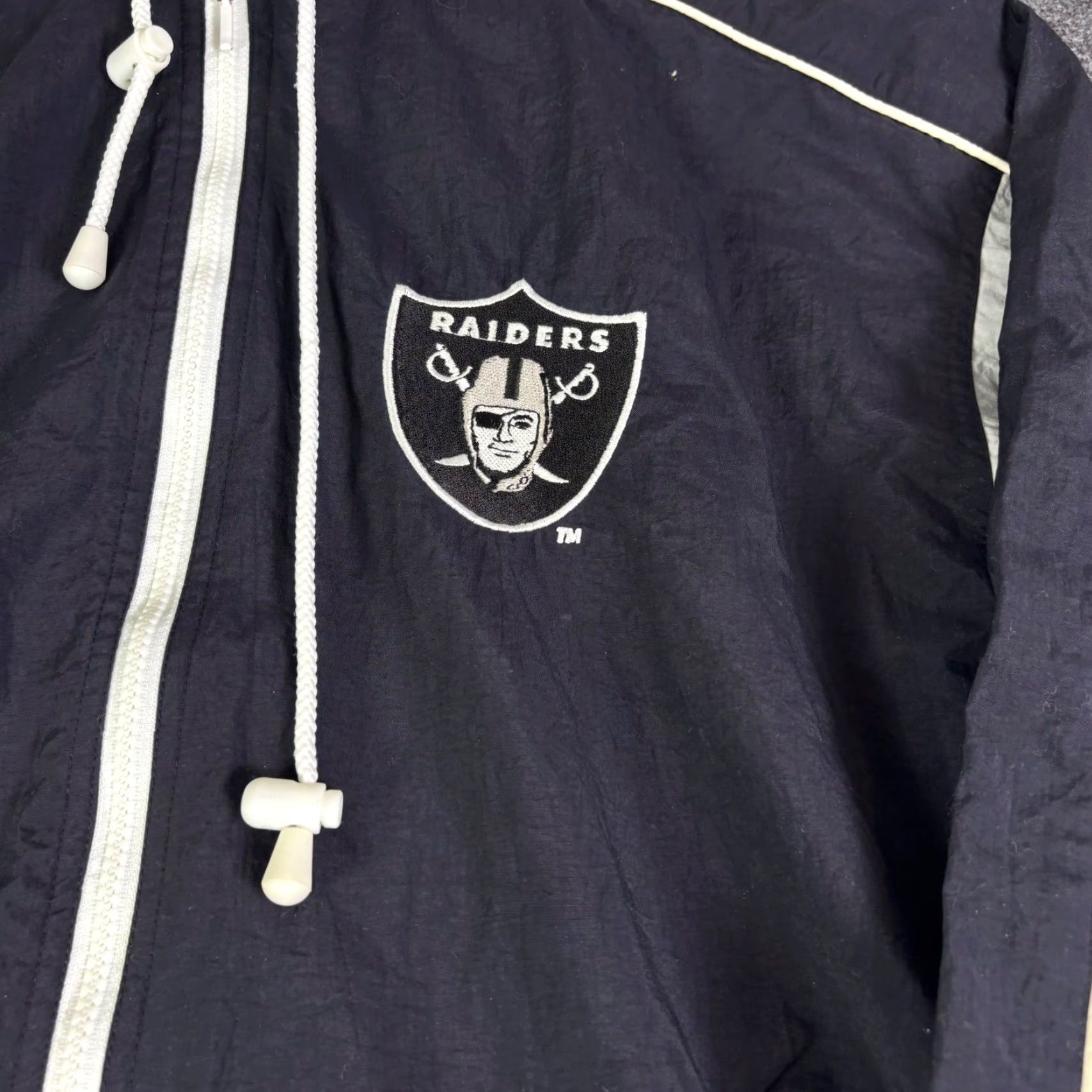 Logo Athletic VINTAGE Logo Athletic Raiders Windbreaker Jacket Mens M Black Grey NFL 90s Size US M / EU 48-50 / 2 - 7 Thumbnail