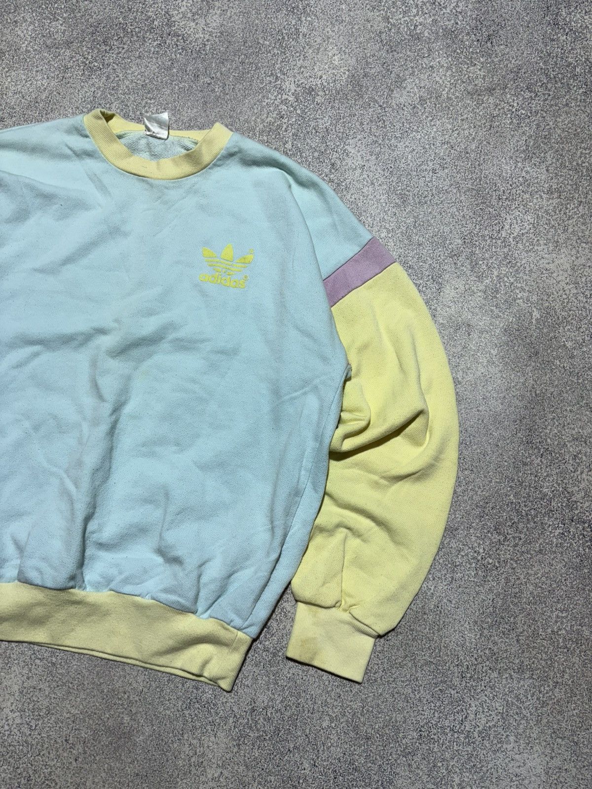 Adidas × Vintage Rare! Adidas Vintage Coloured 90s Sweatshirt Y2K Mens size S Size US S / EU 44-46 / 1 - 2 Thumbnail