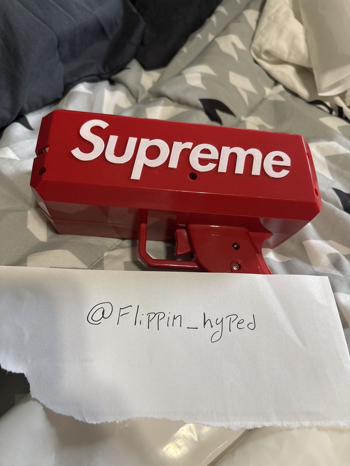 Supreme Supreme money gun Size ONE SIZE - 5 Thumbnail