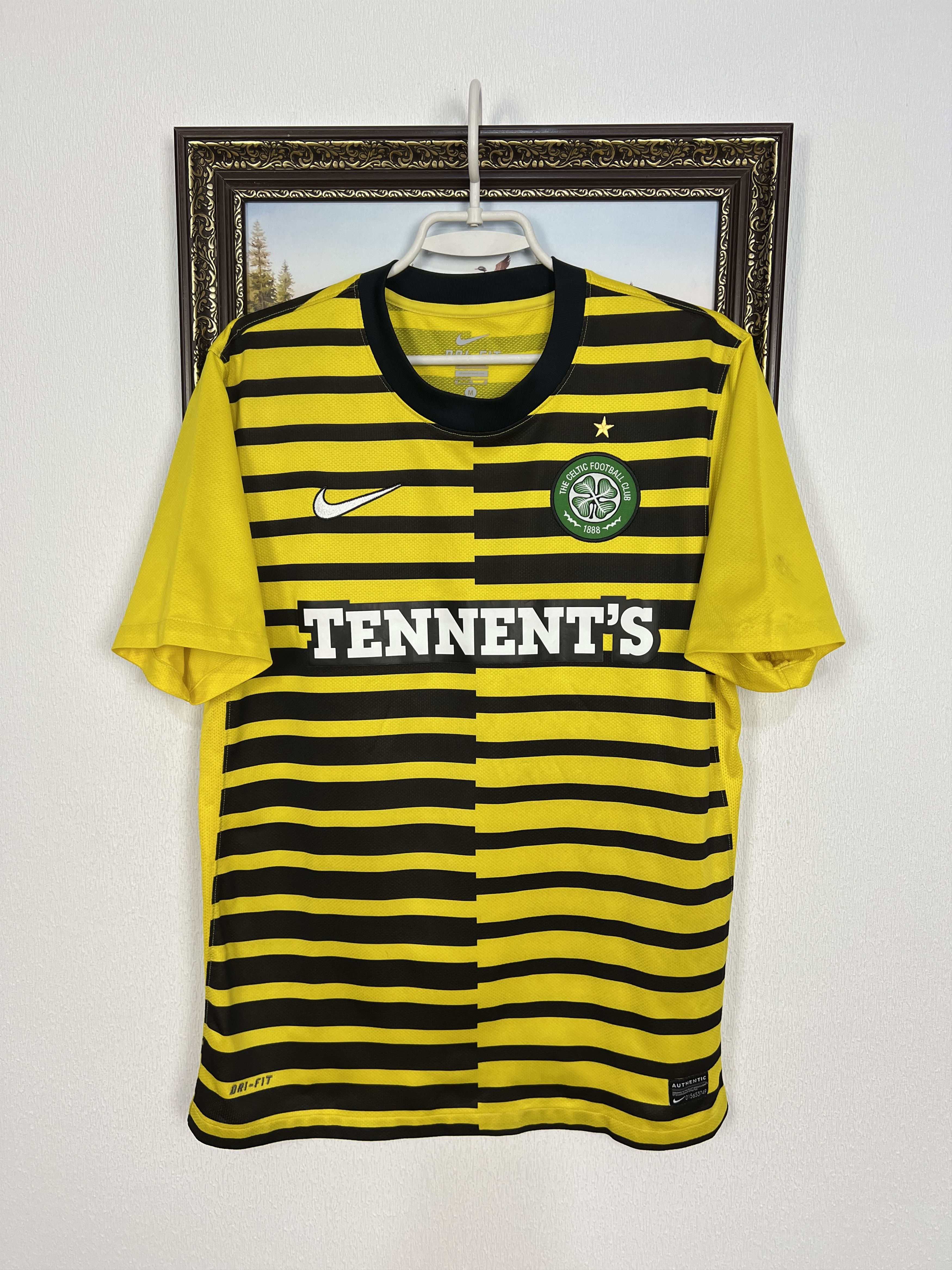 Nike Celtic football shirt 2011 Soccer Nike Jersey Trikot Rare Size US M / EU 48-50 / 2 - 1 Thumbnail