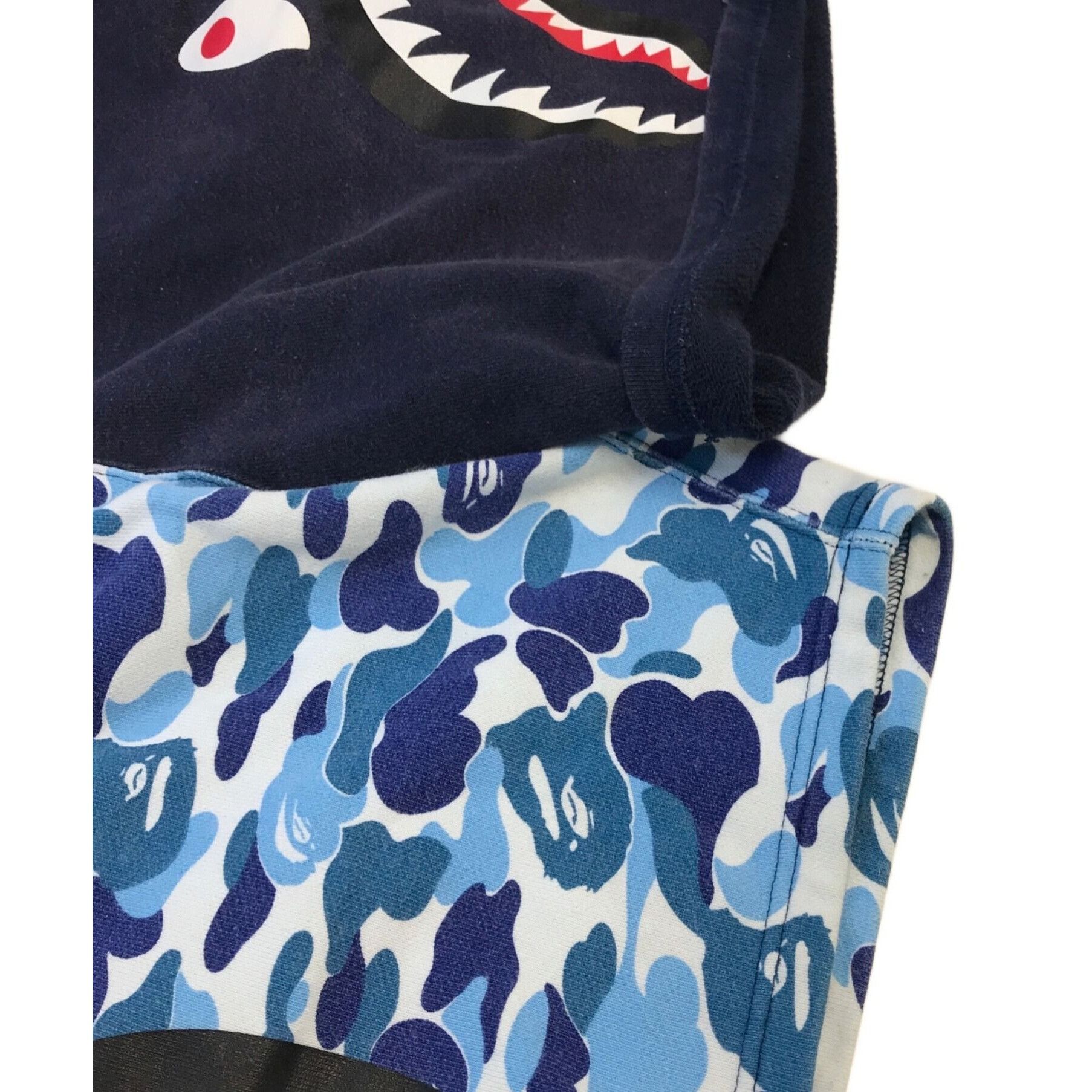 Bape A BATHING APE Camo Shark Shorts Navy Size M Size US 30 / EU 46 - 5 Thumbnail